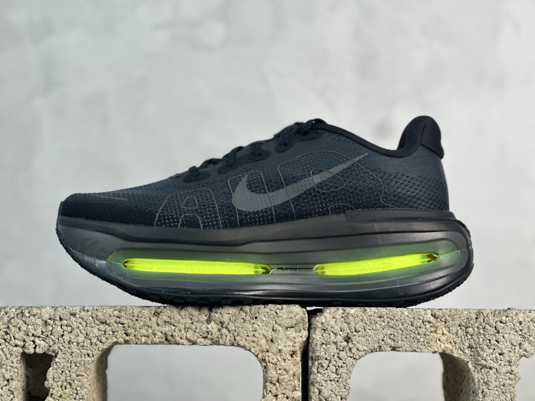 Nike Air Zoom Vomero Premium