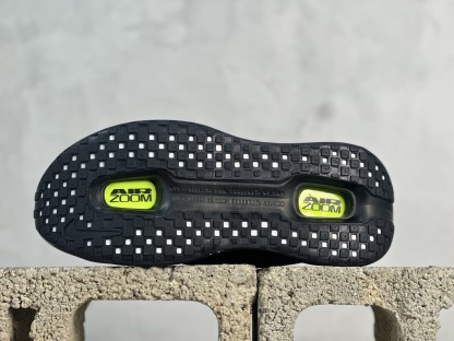 Nike Air Zoom Vomero Premium