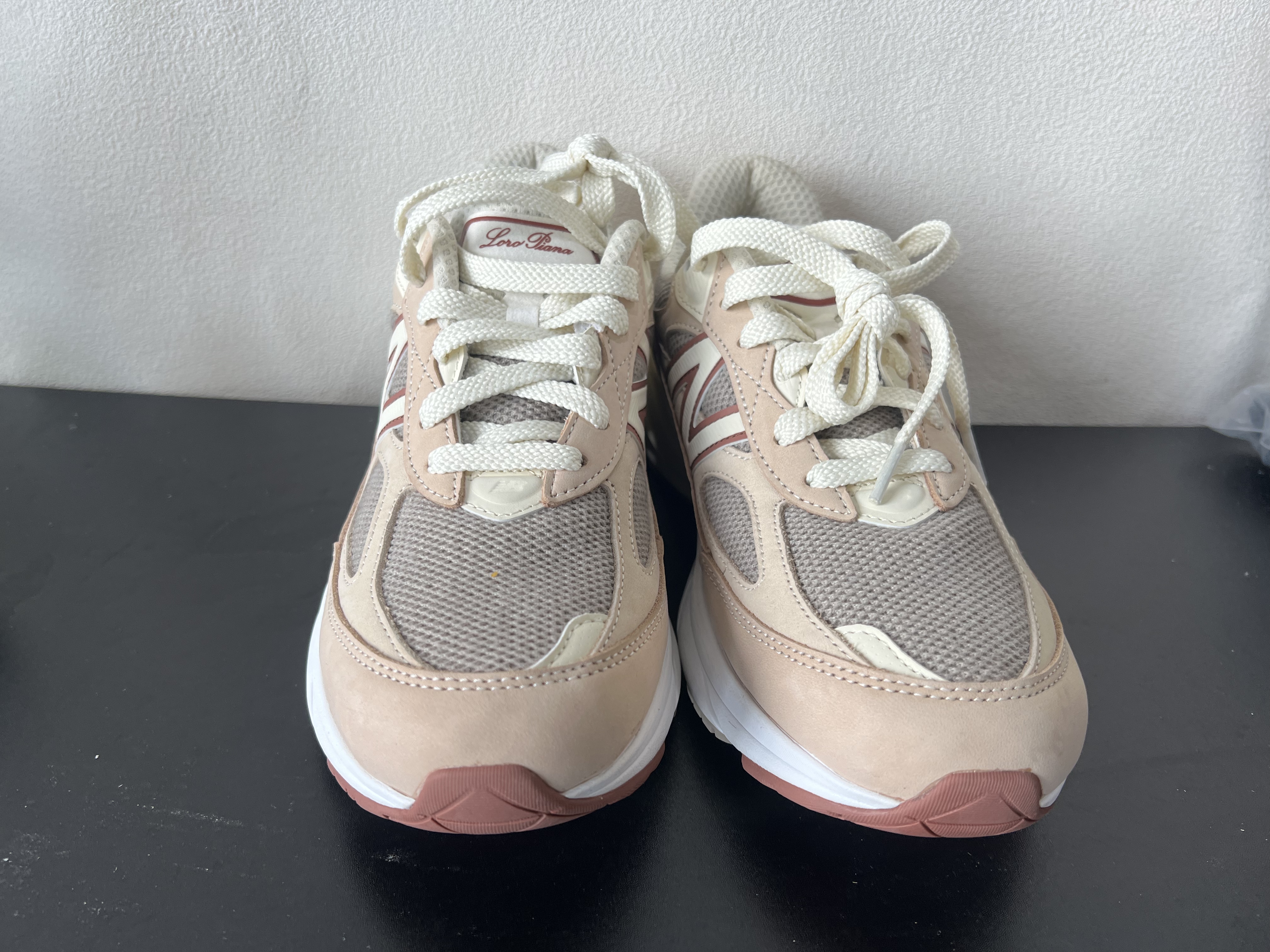 特價鞋款26cm 售出不退不換 B1559