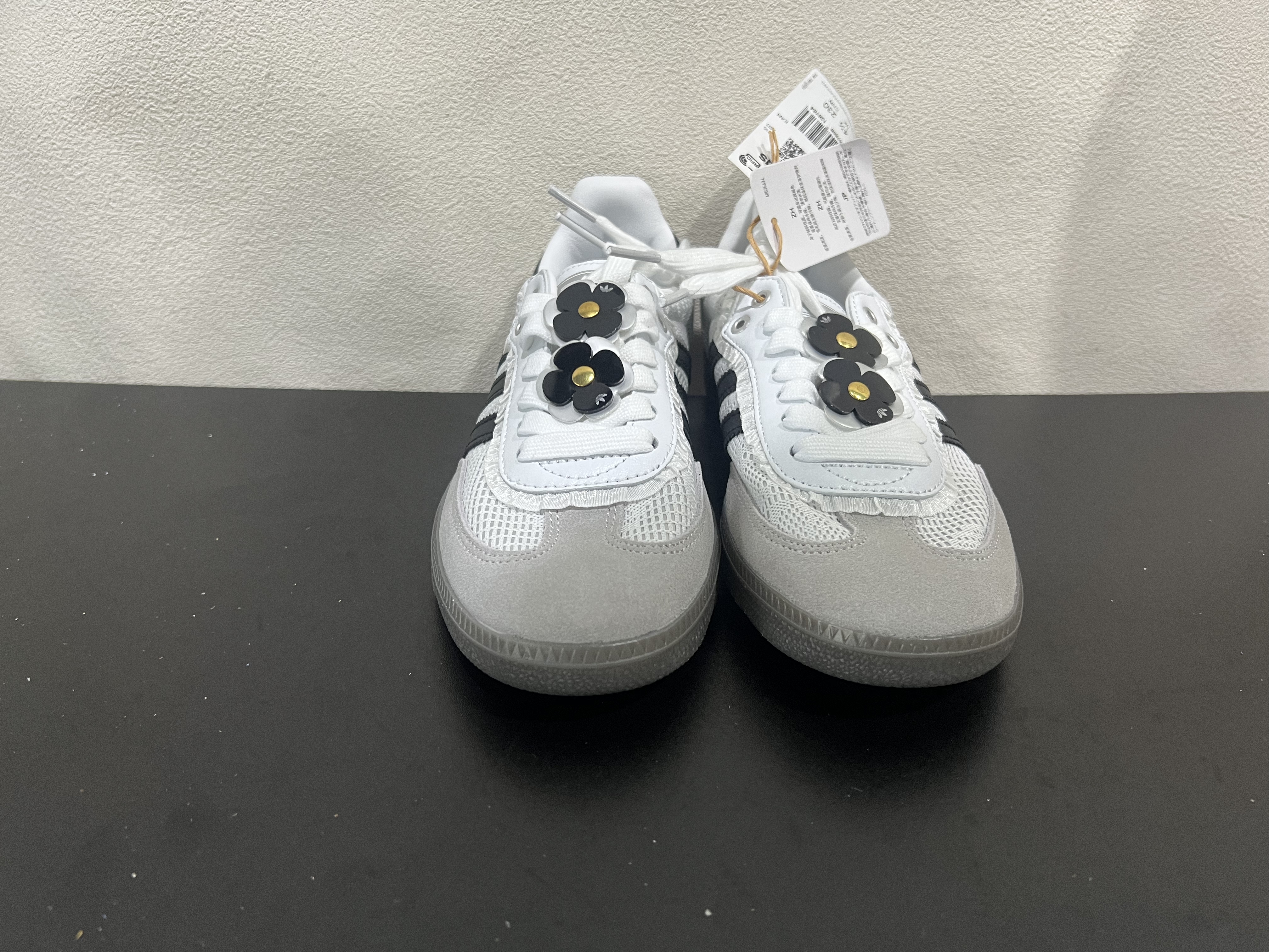 特價鞋款23cm 售出不退不換 B0380