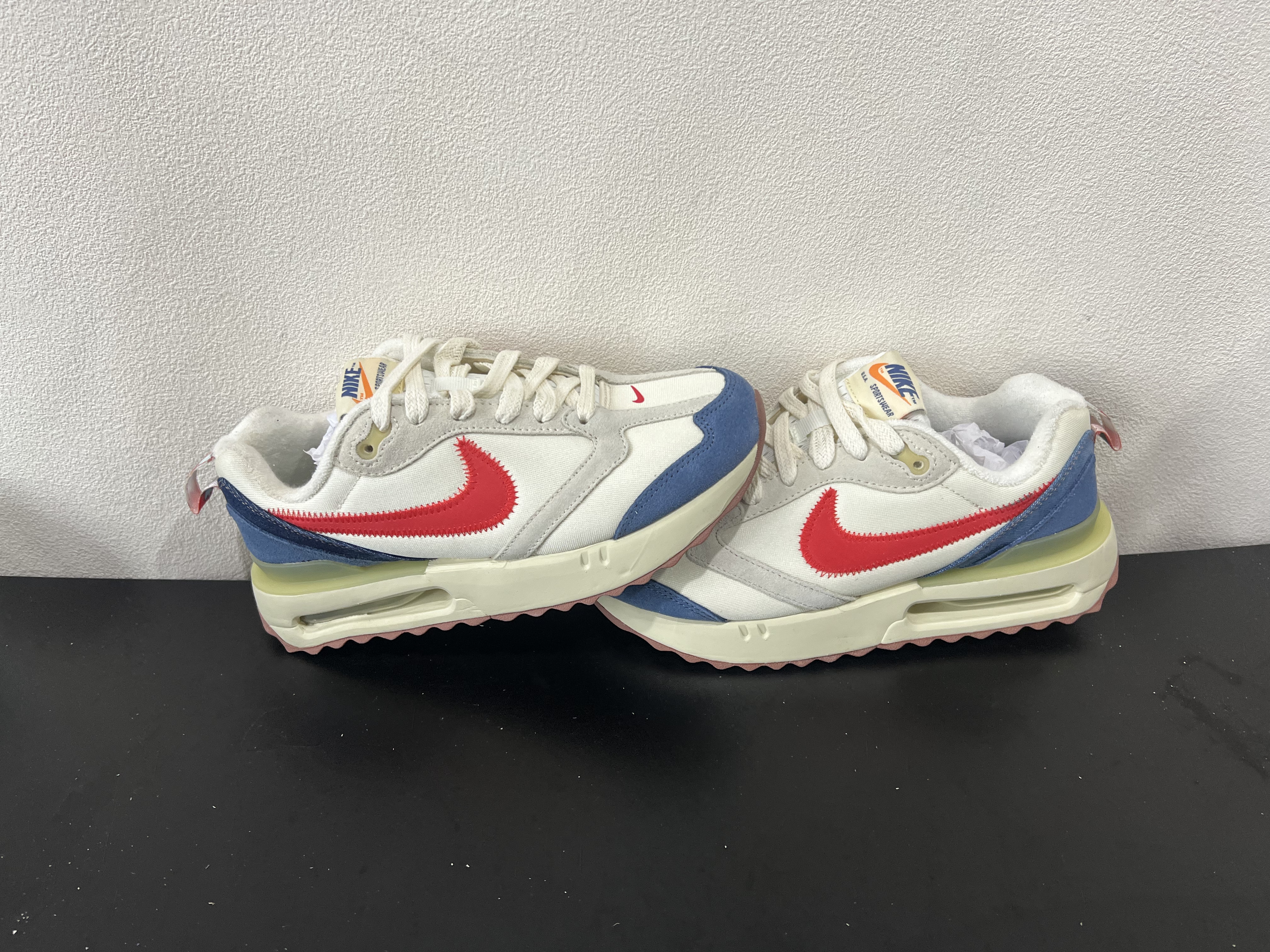 特價鞋款24.5cm 售出不退不換 B0500