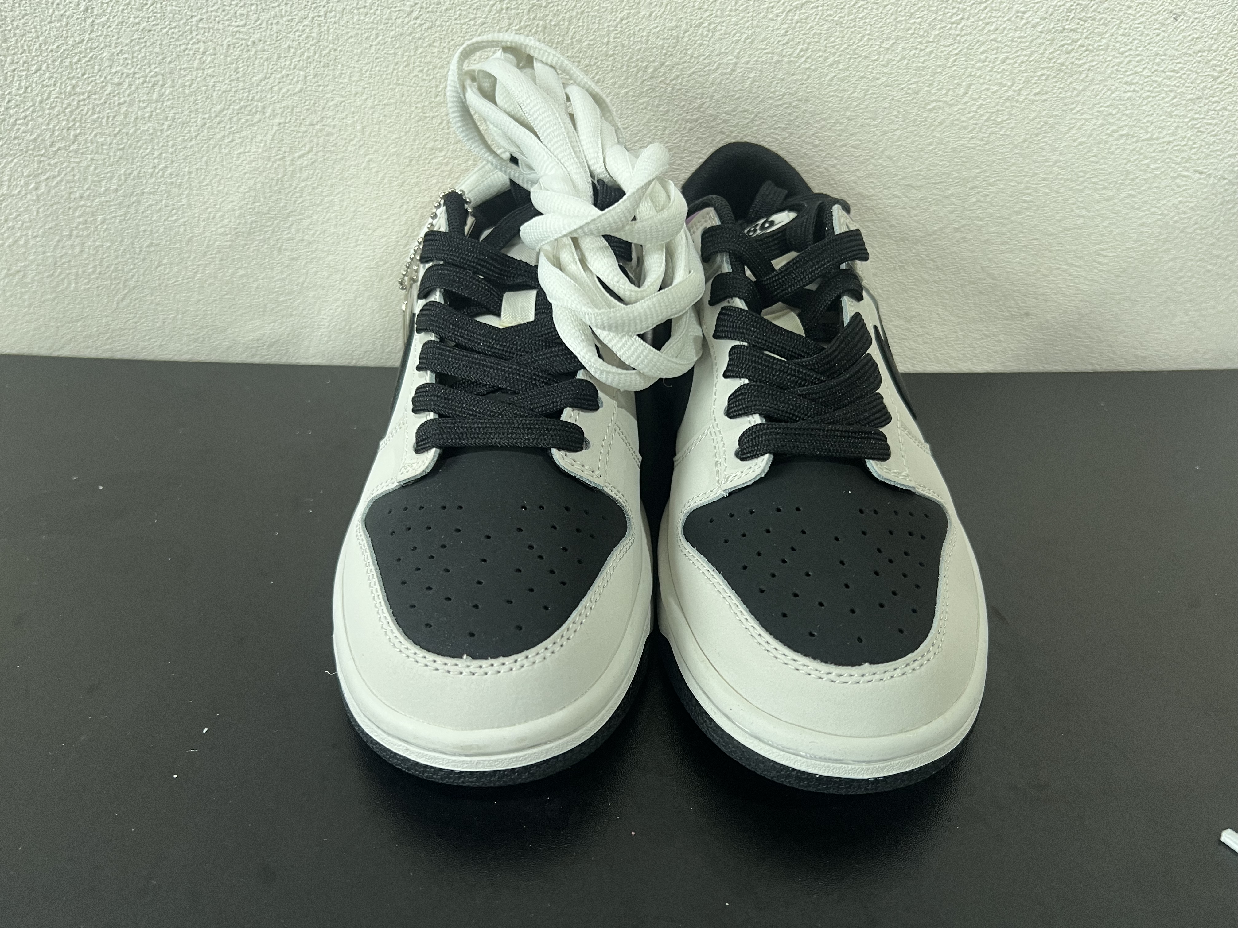特價鞋款22cm 售出不退不換 B0503