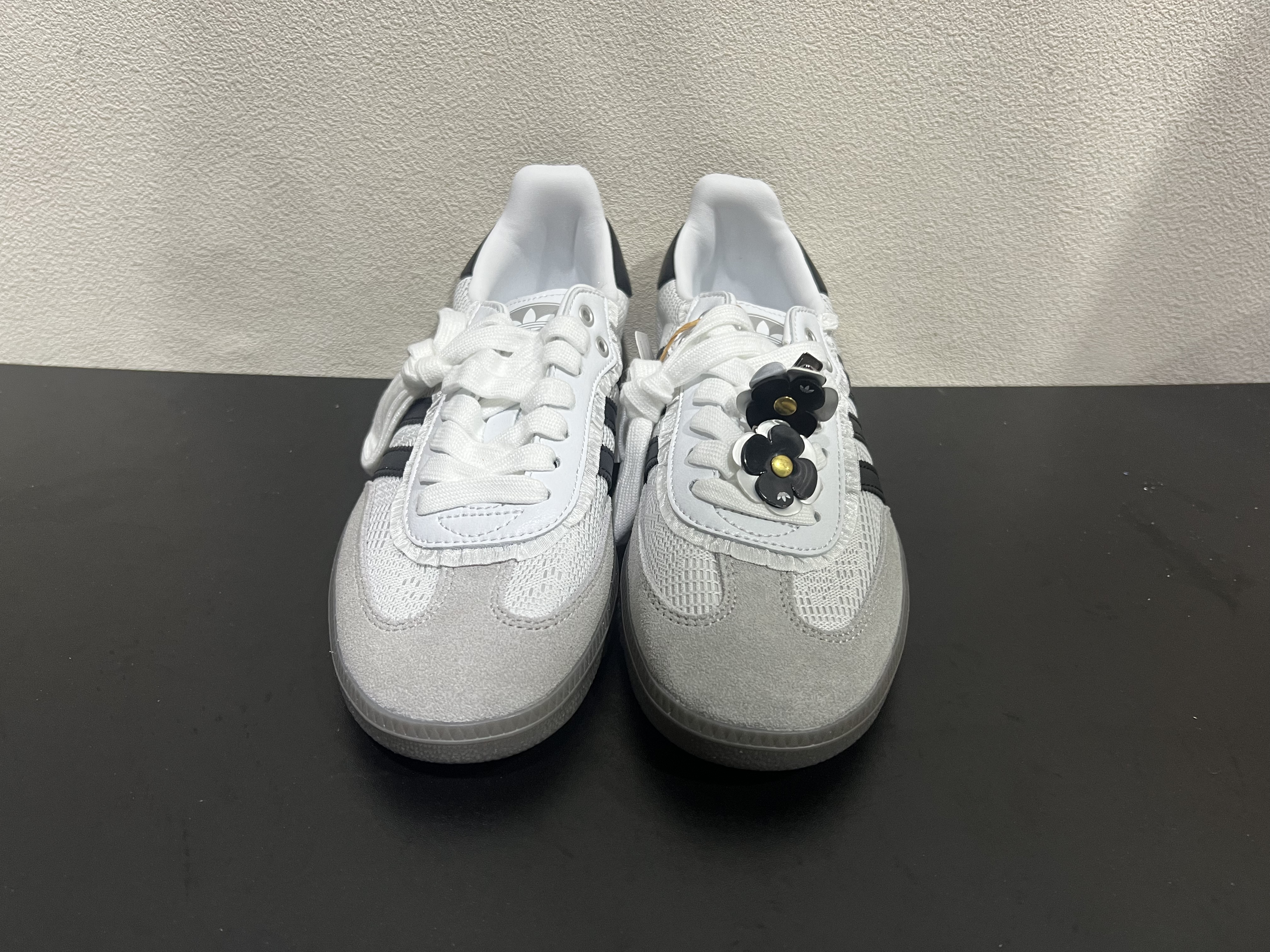 特價鞋款24cm 售出不退不換 B0524