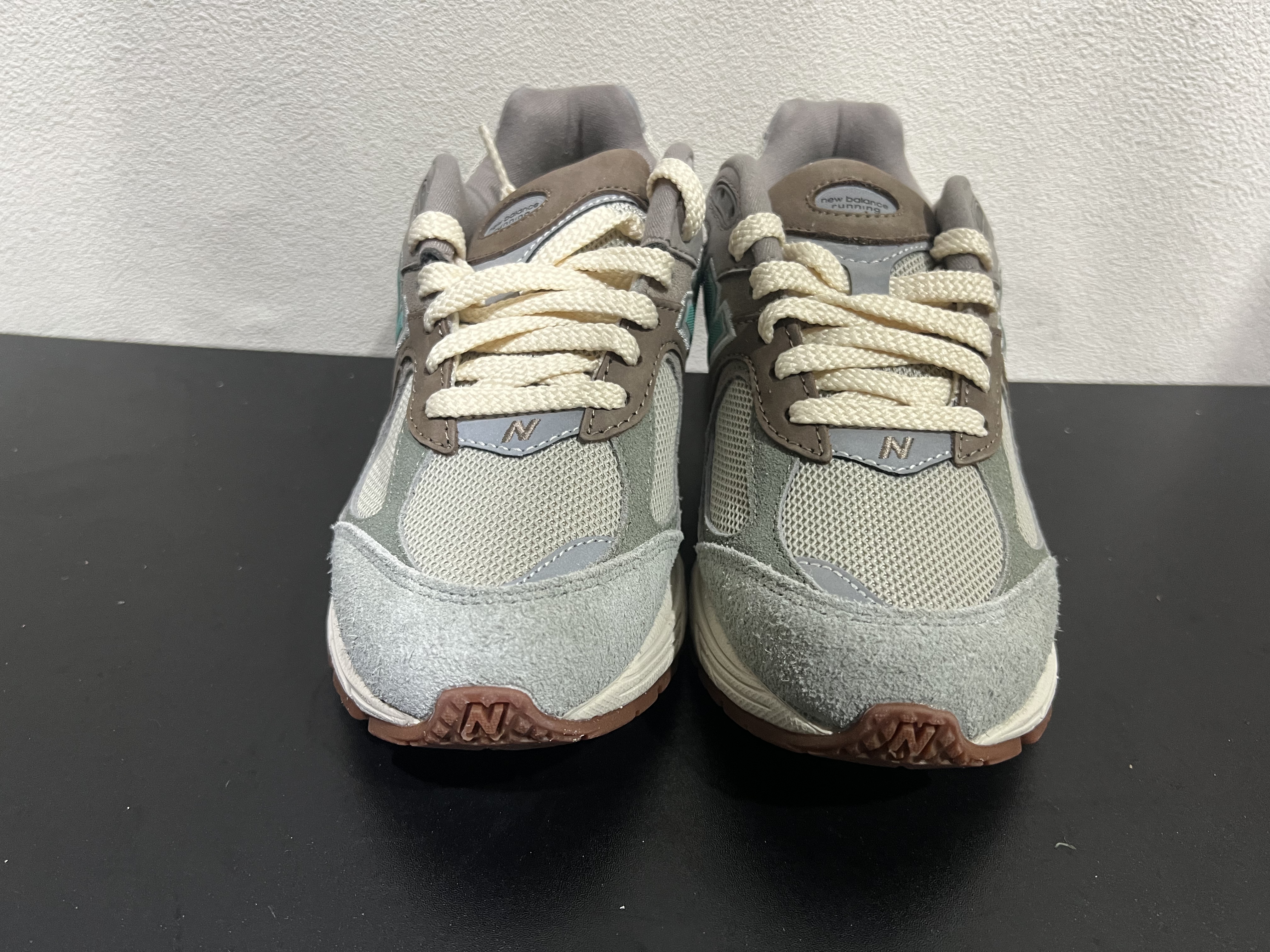 特價鞋款22cm 售出不退不換 B0542