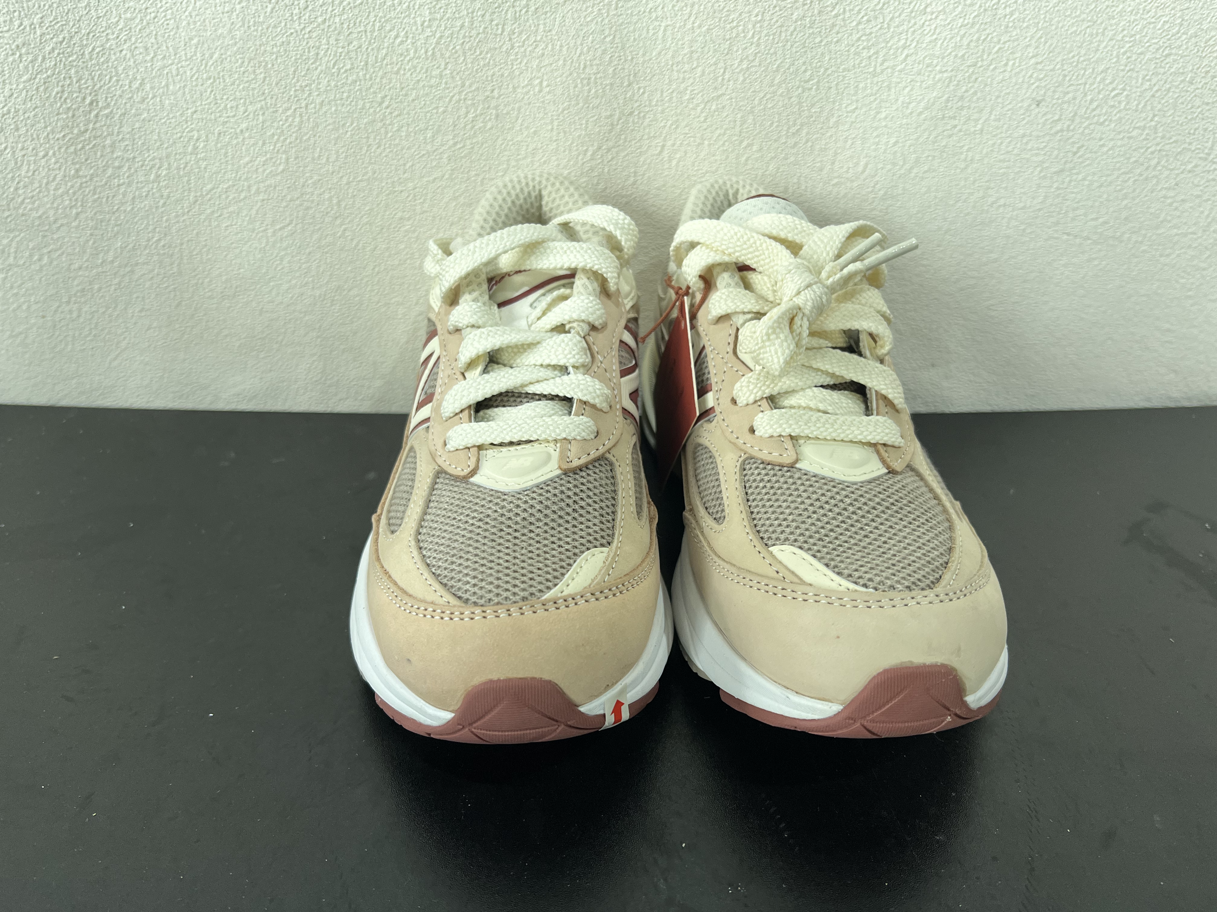特價鞋款22cm 售出不退不換 B0723