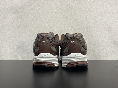 Nike P-6000