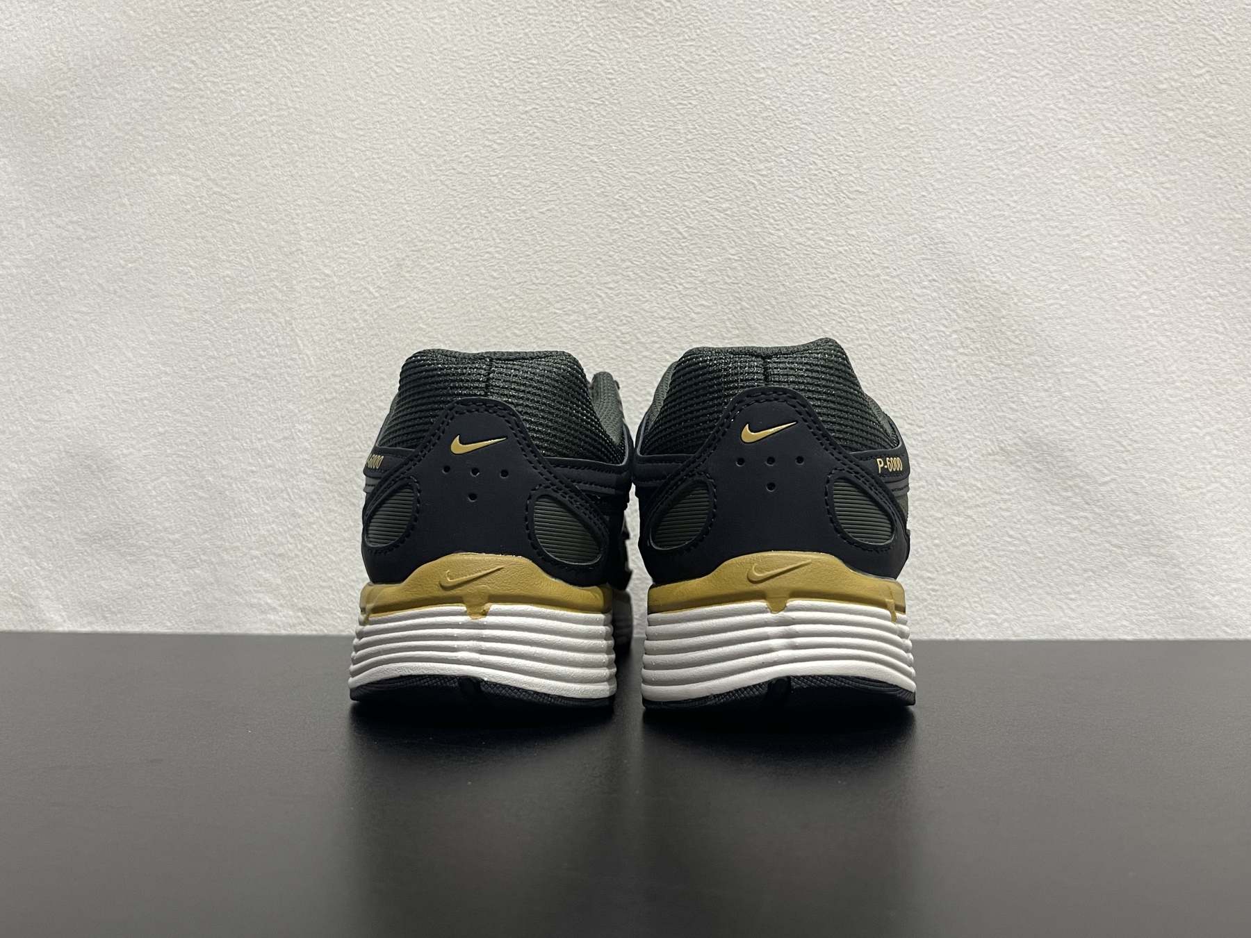 Nike P-6000
