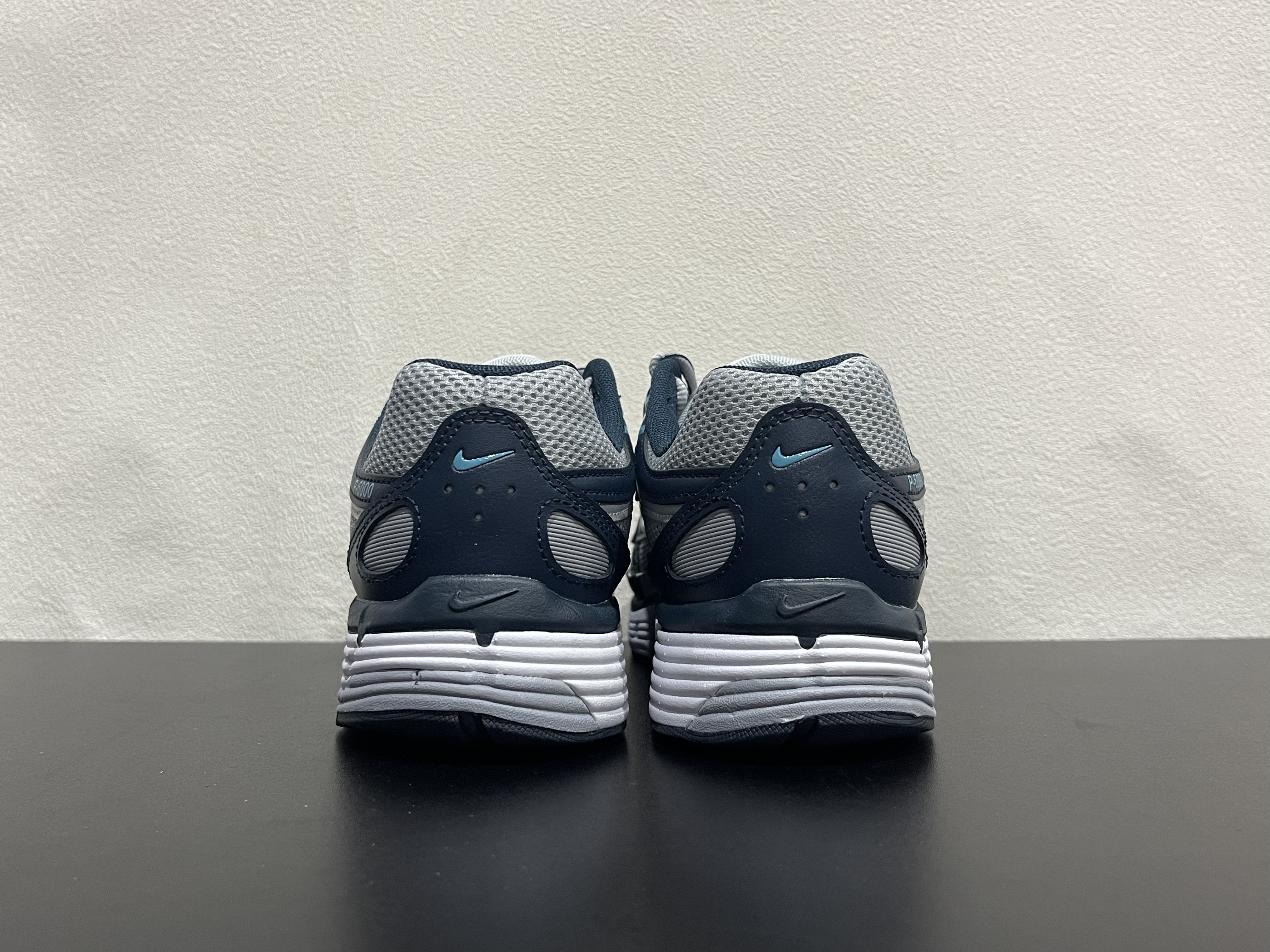 Nike P-6000(39-47.5)