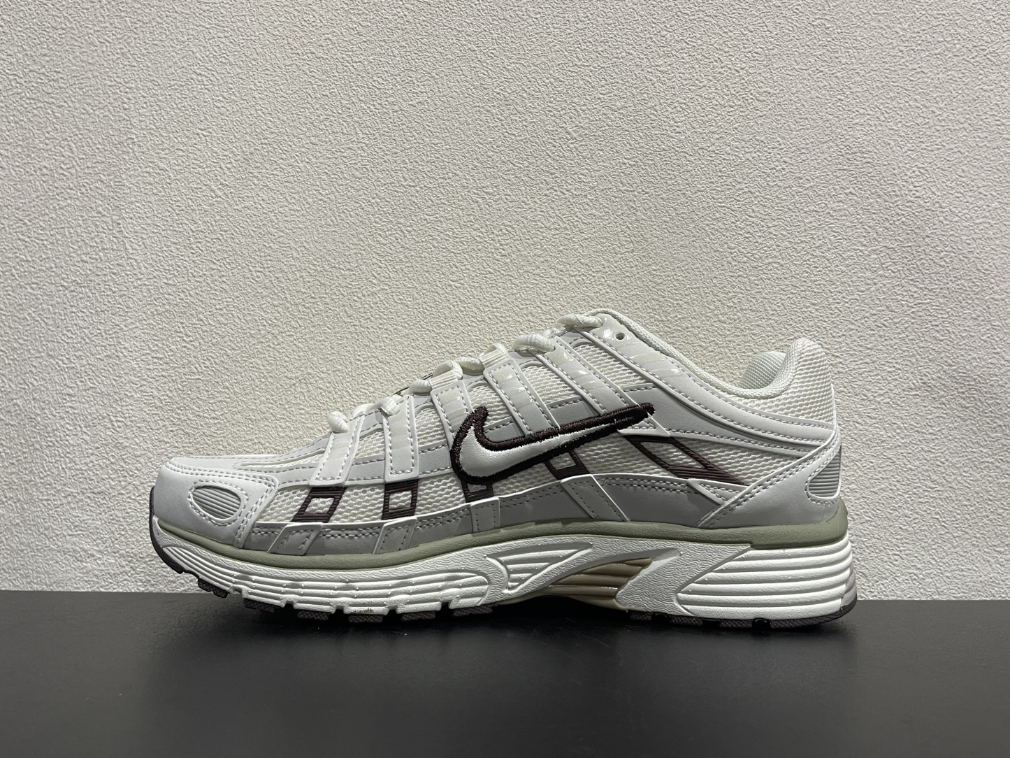 Nike P-6000(35.5-45)