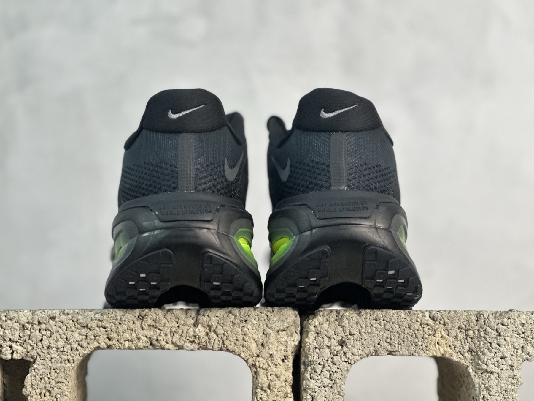 Nike Air Zoom Vomero Premium