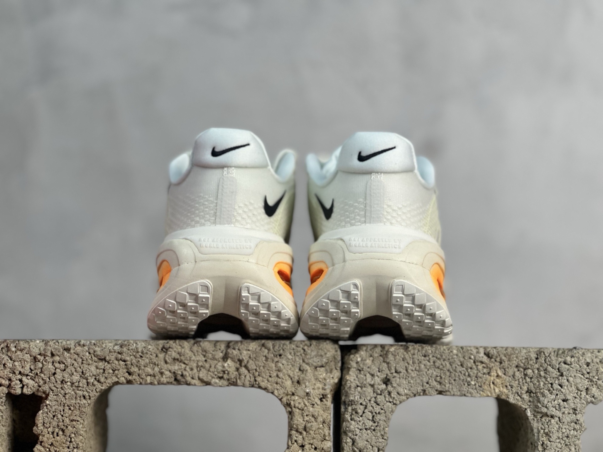 Nike Air Zoom Vomero Premium