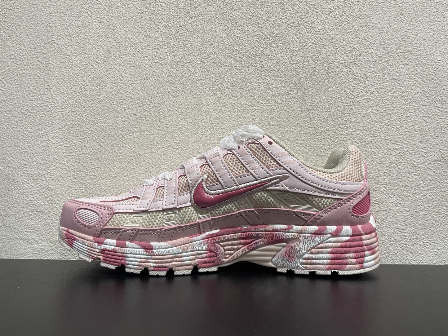 Nike P-6000(36-41)