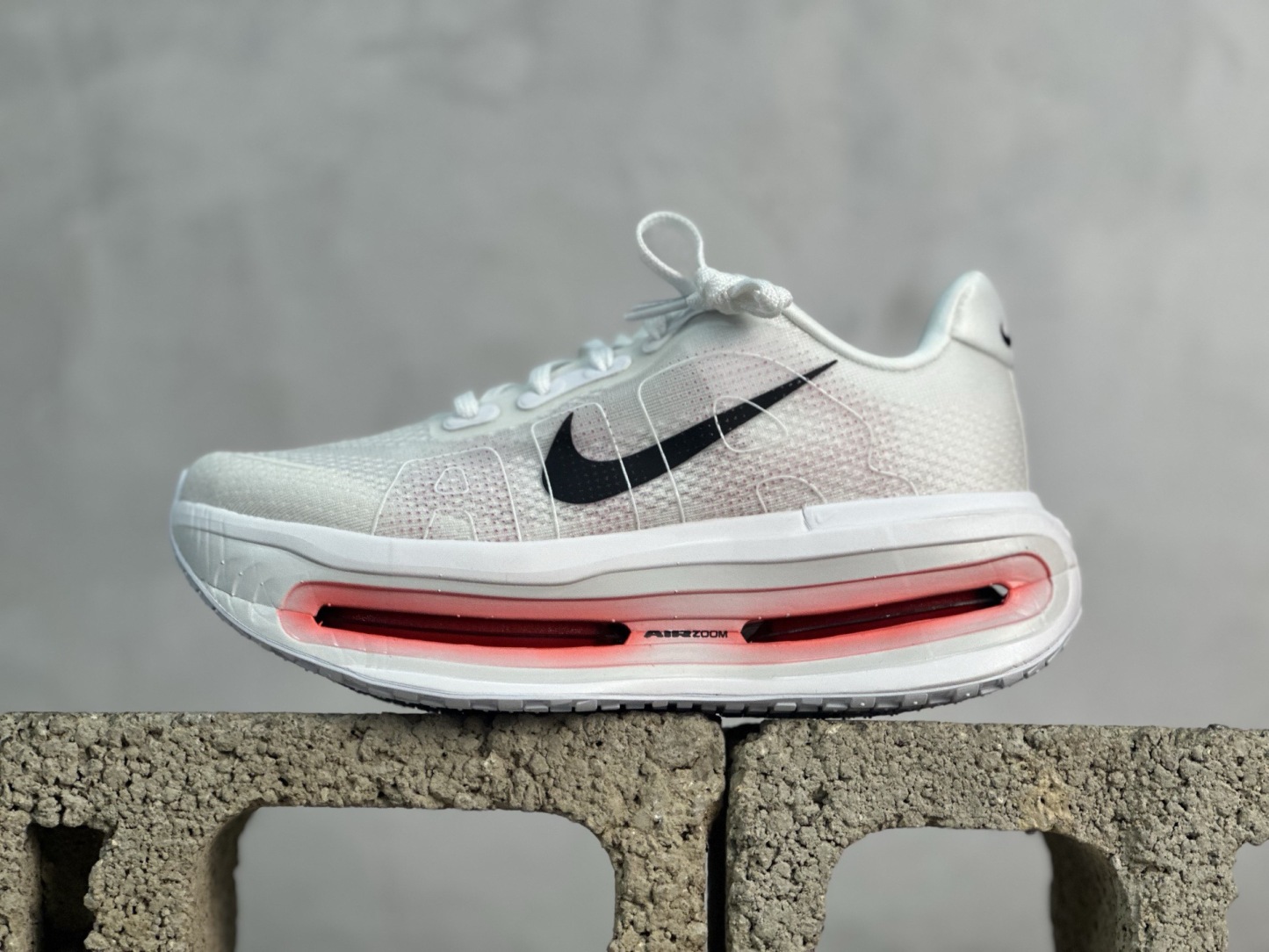 Nike Air Zoom Vomero Premium