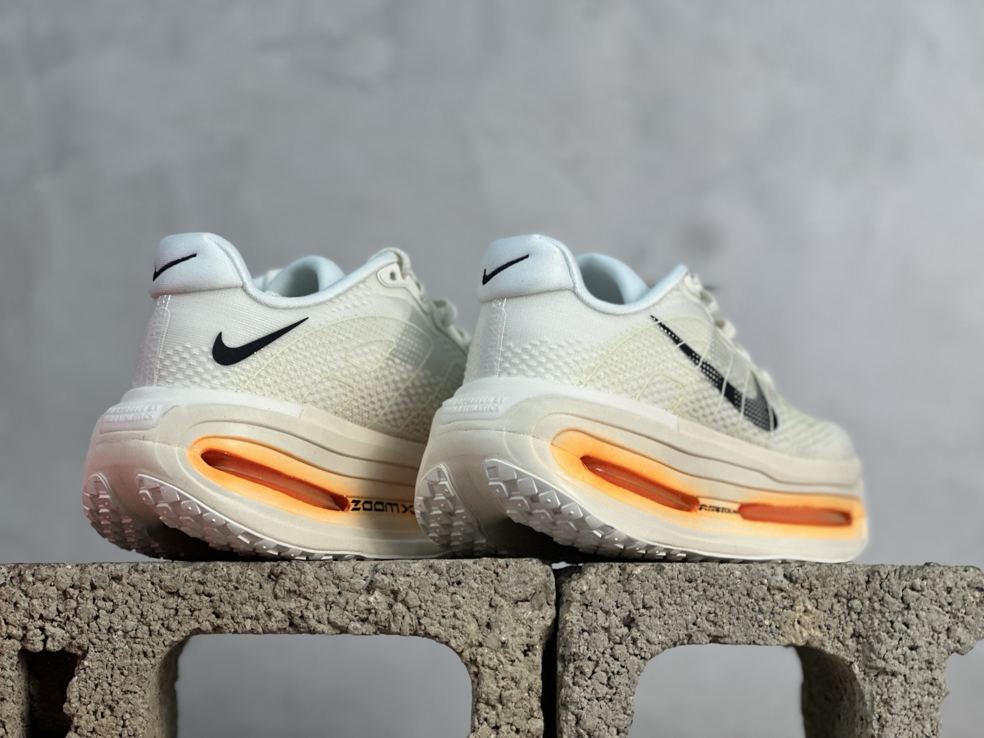 Nike Air Zoom Vomero Premium