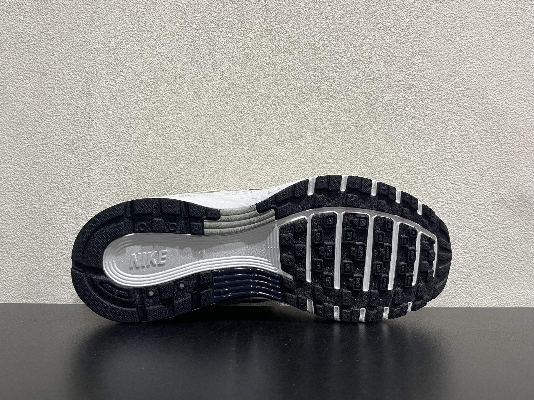 Nike P-6000(36-47.5)