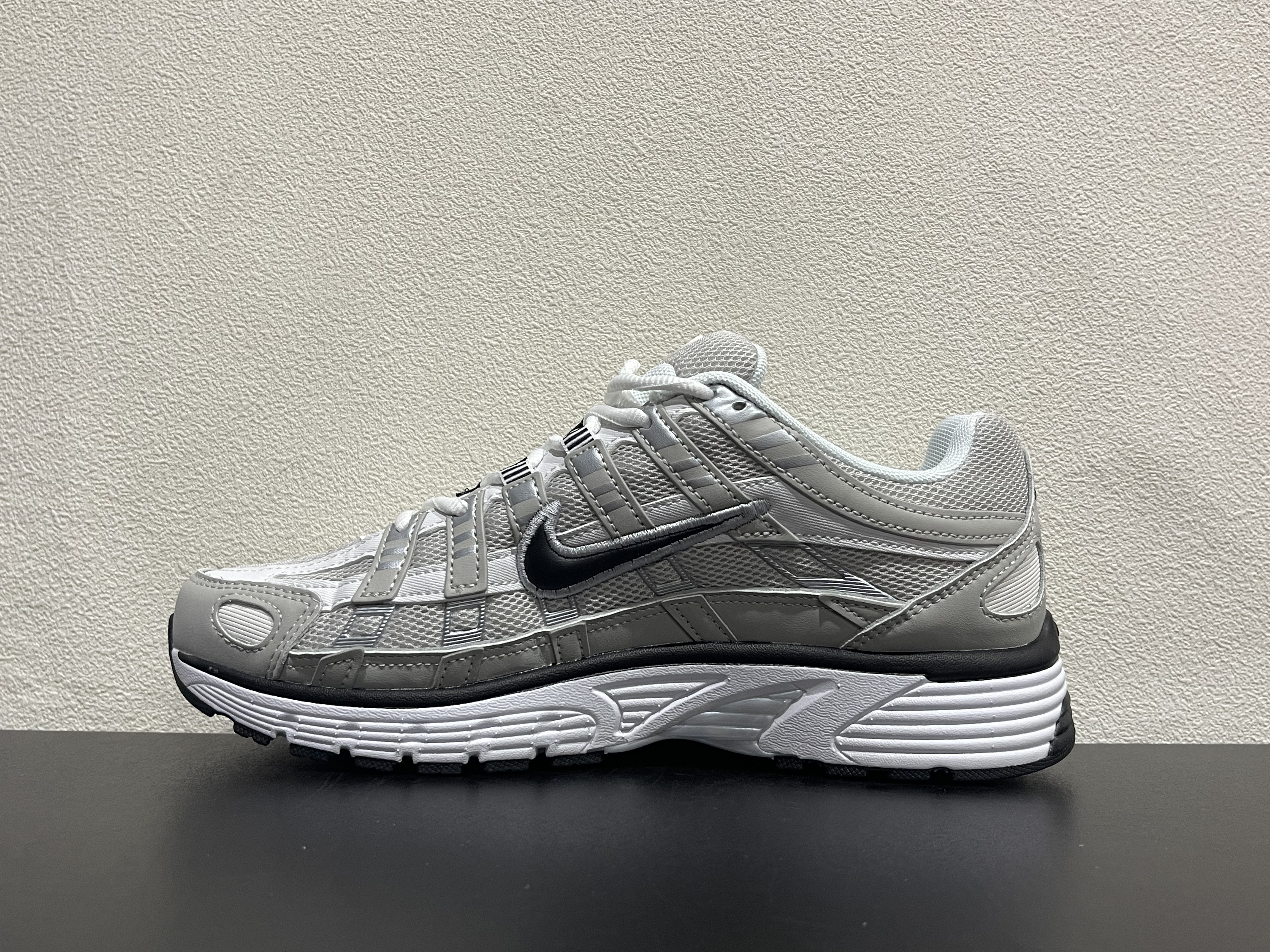 Nike P-6000(36-47.5)