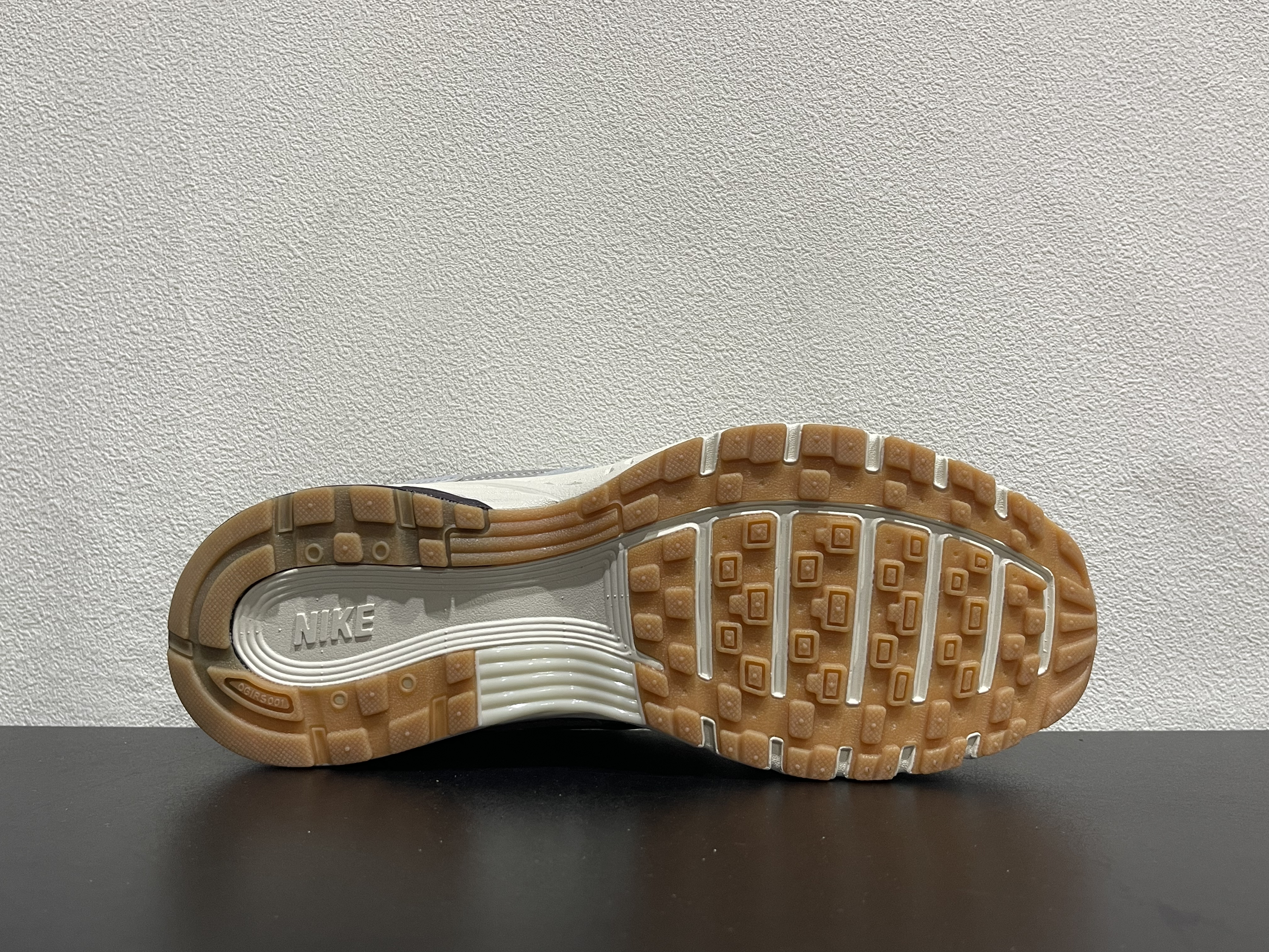 Nike P-6000(36-47.5)