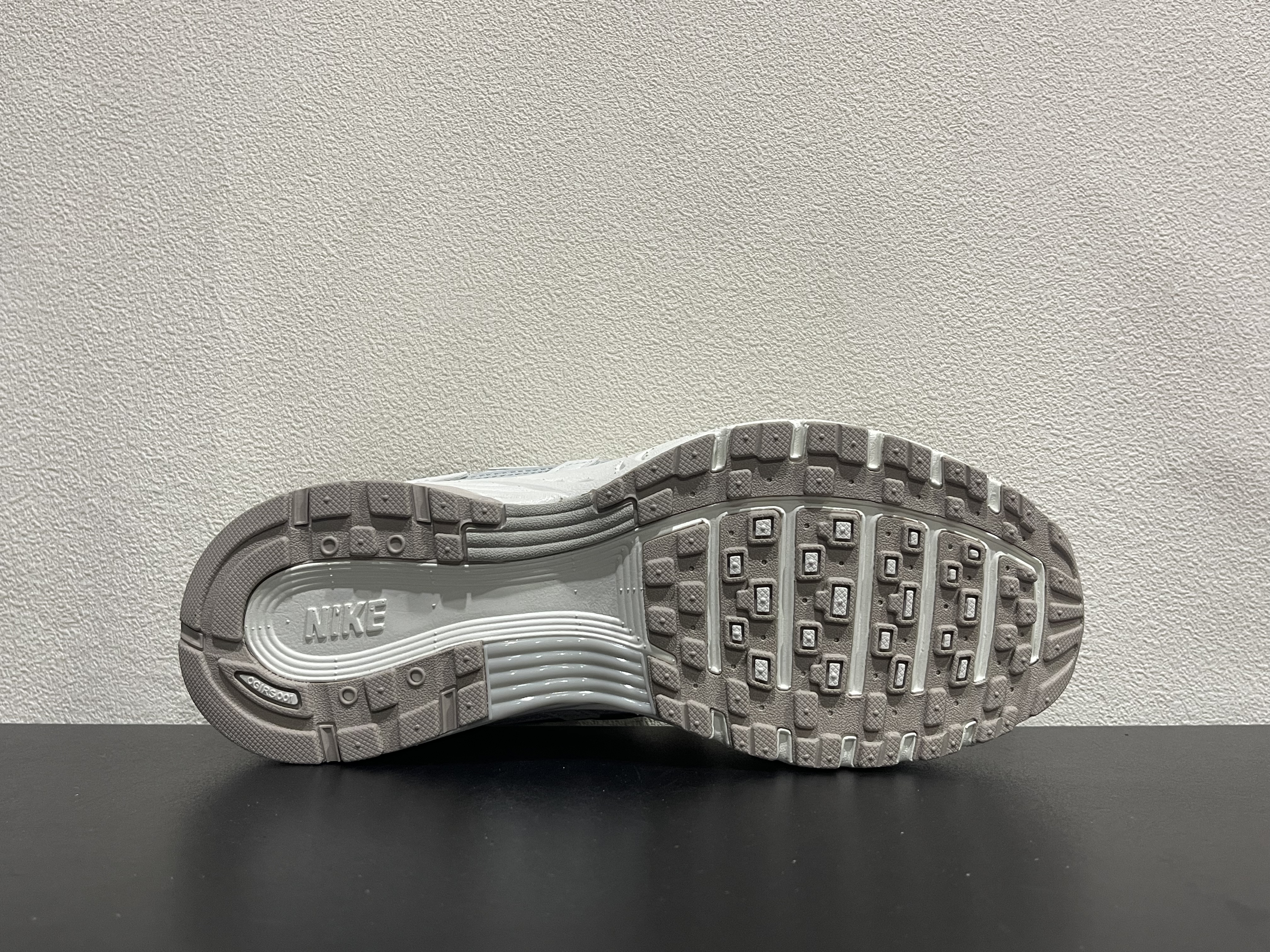 Nike P-6000(36-45)