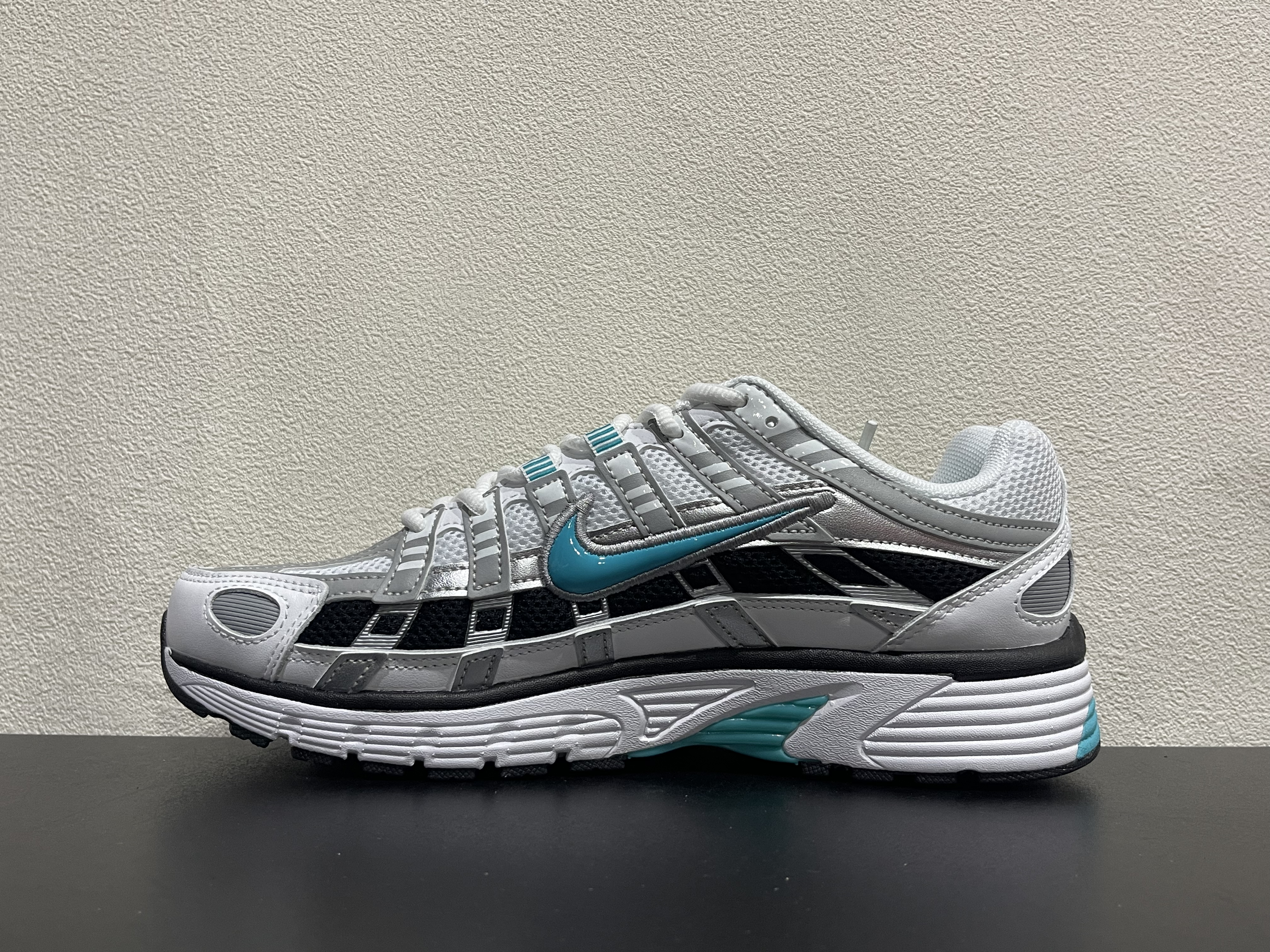 Nike P-6000(36-47.5)