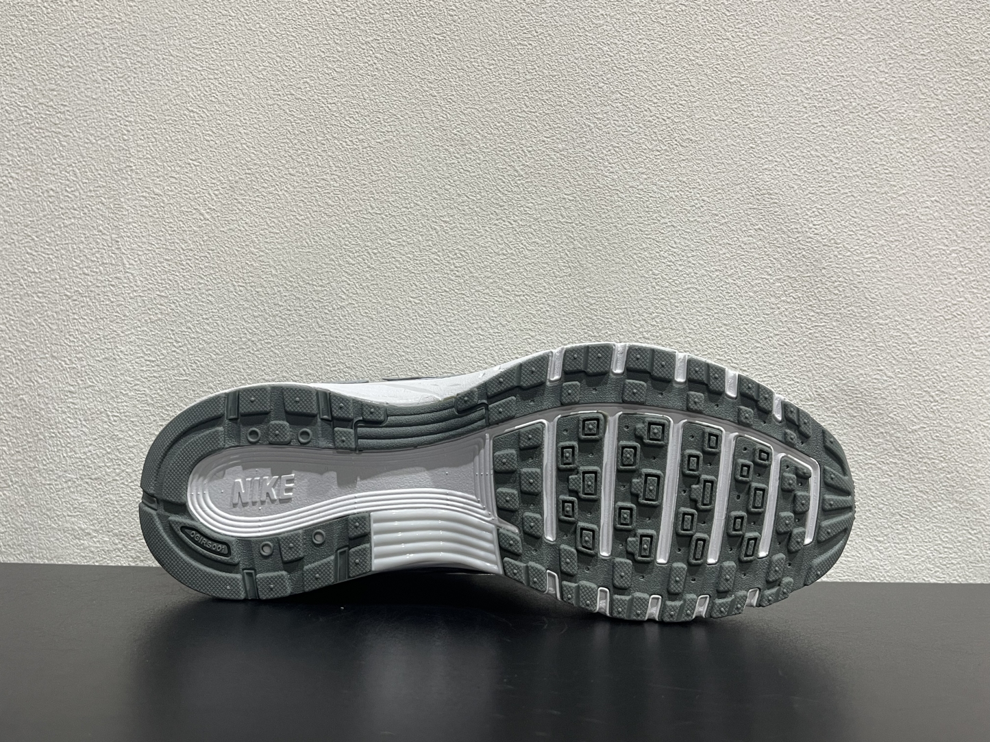 Nike P-6000