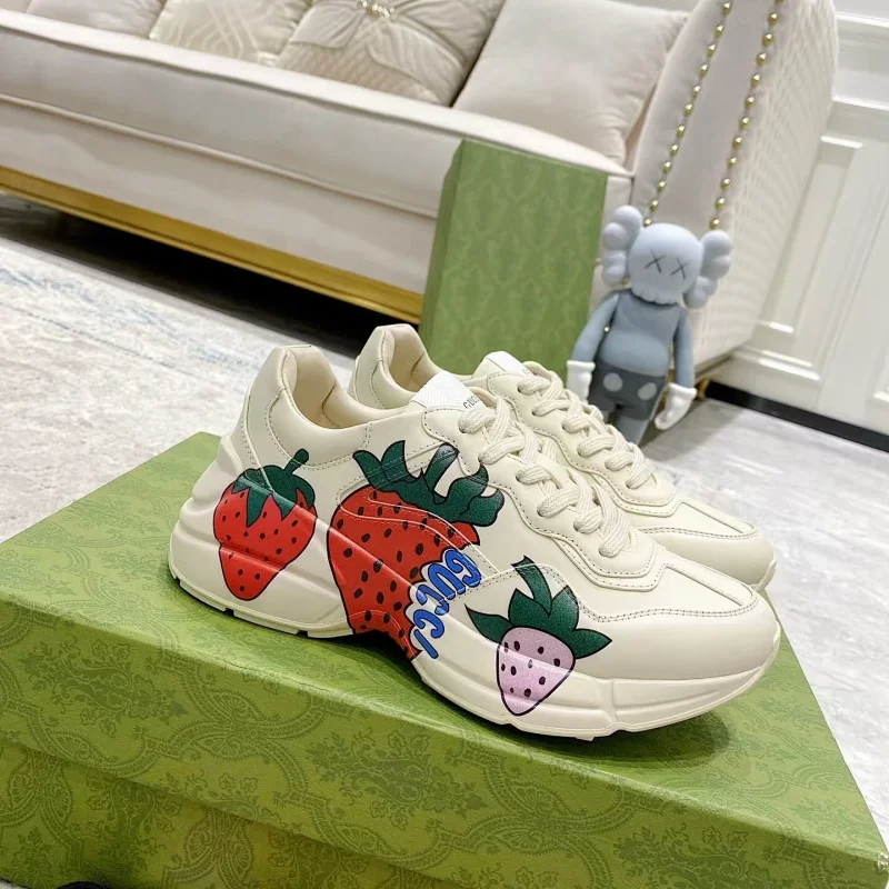 gucci 老爹鞋 系列