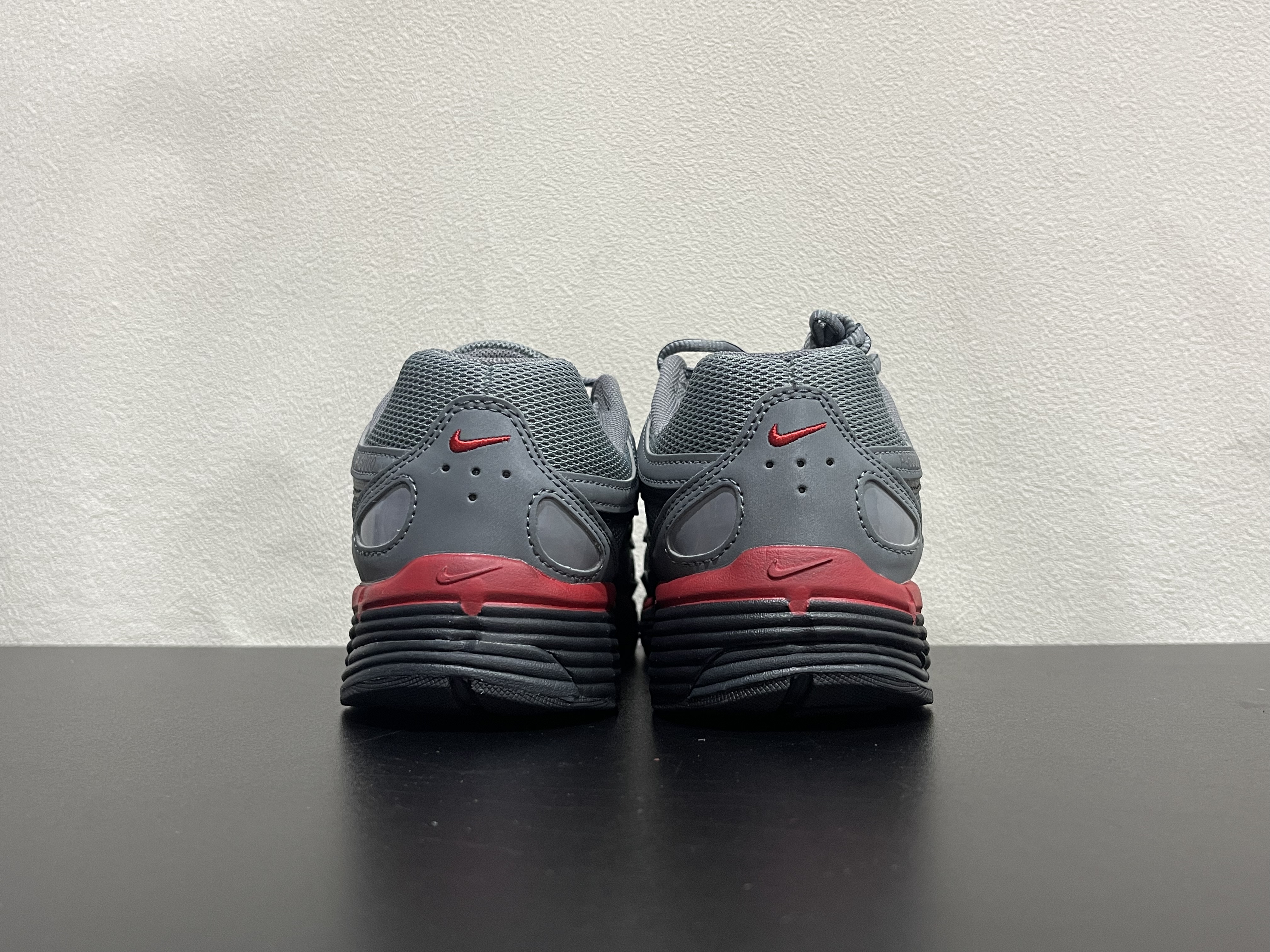 Nike P-6000(39-47.5)