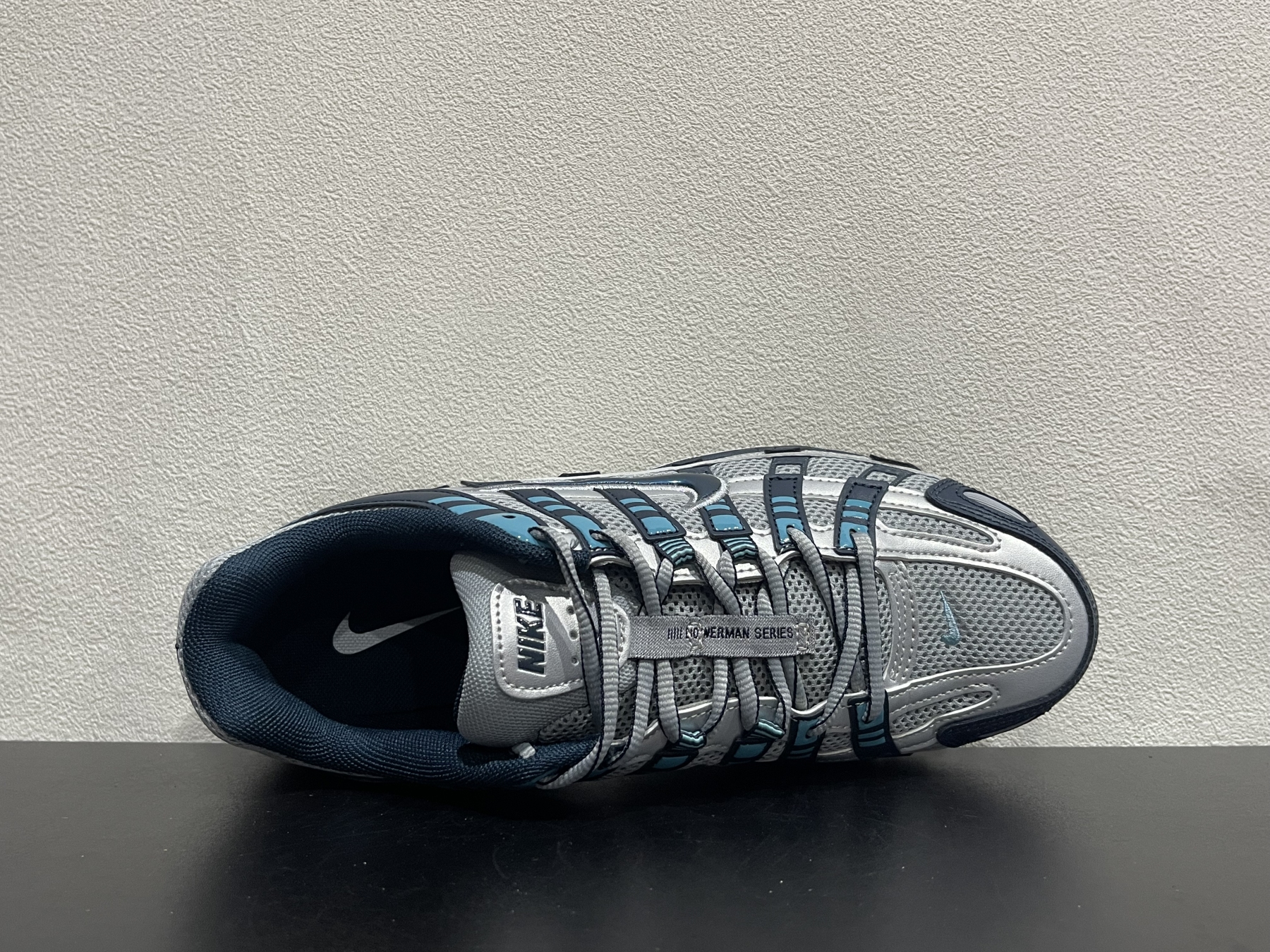 Nike P-6000(39-47.5)