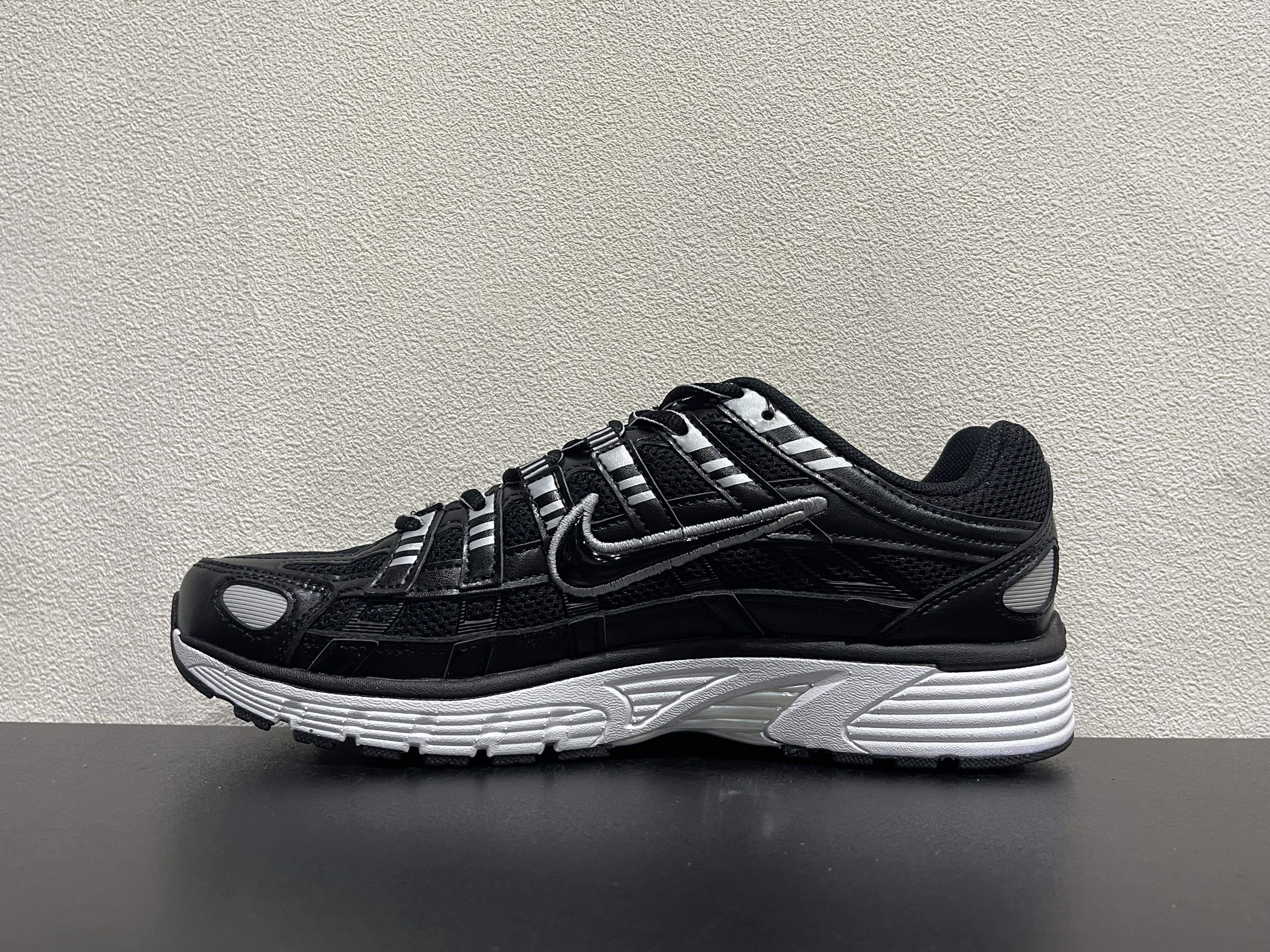 Nike P-6000(36-47.5)