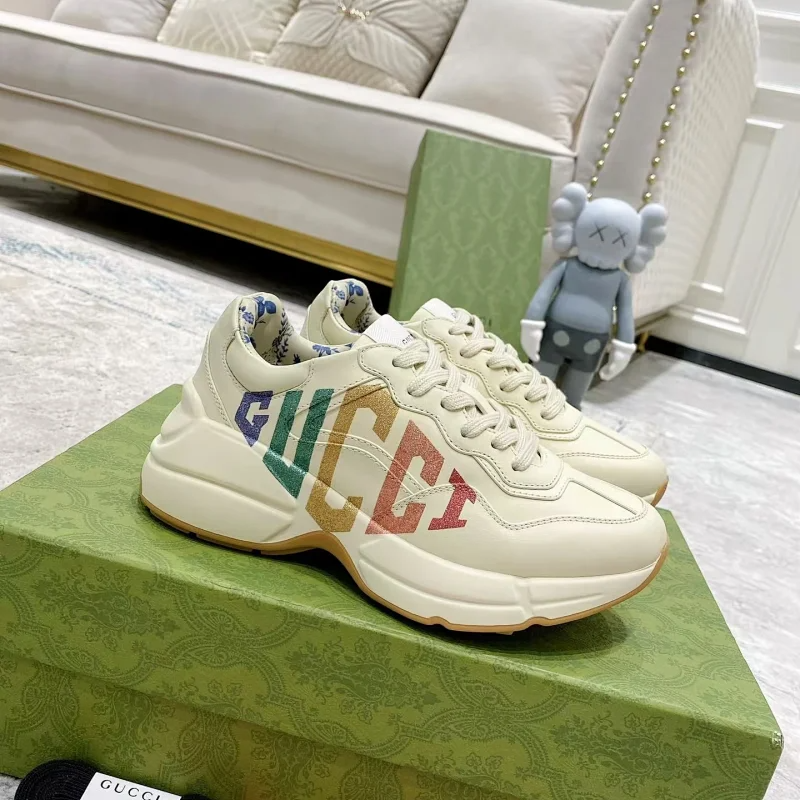 gucci 老爹鞋 系列