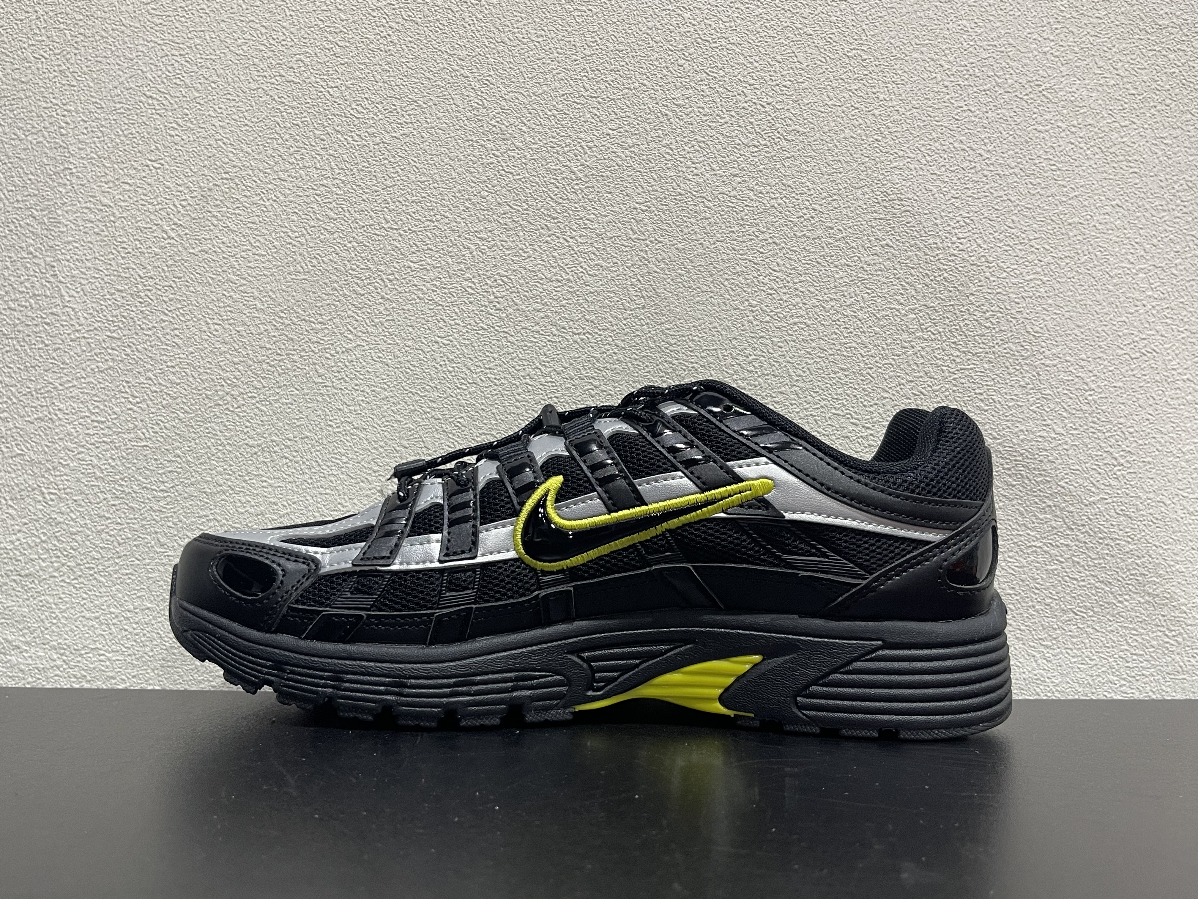 Nike P-6000(36-47.5)