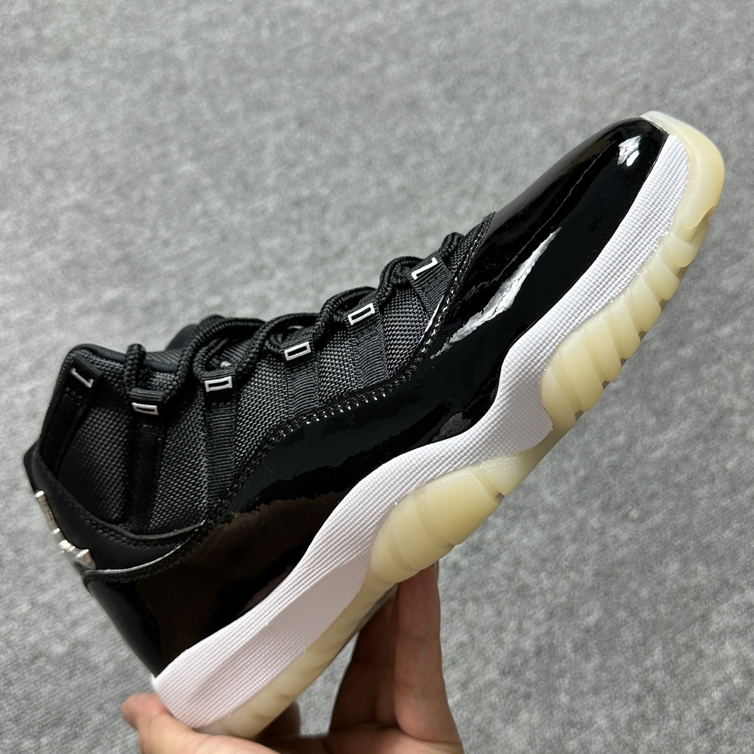 AJ11銀扣