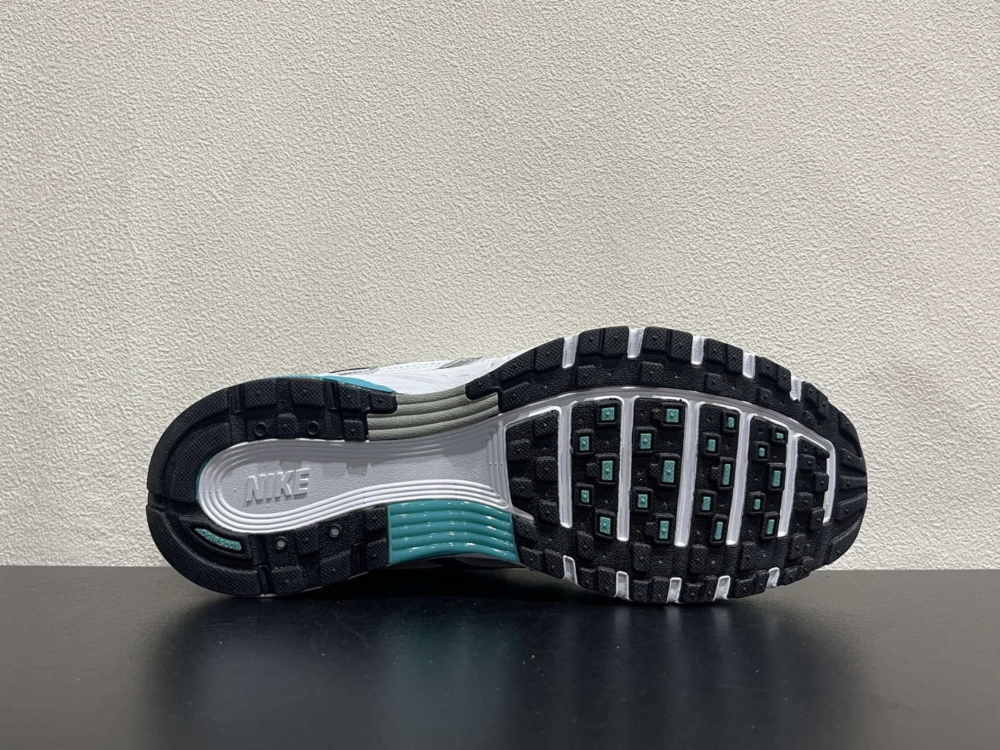 Nike P-6000(36-47.5)