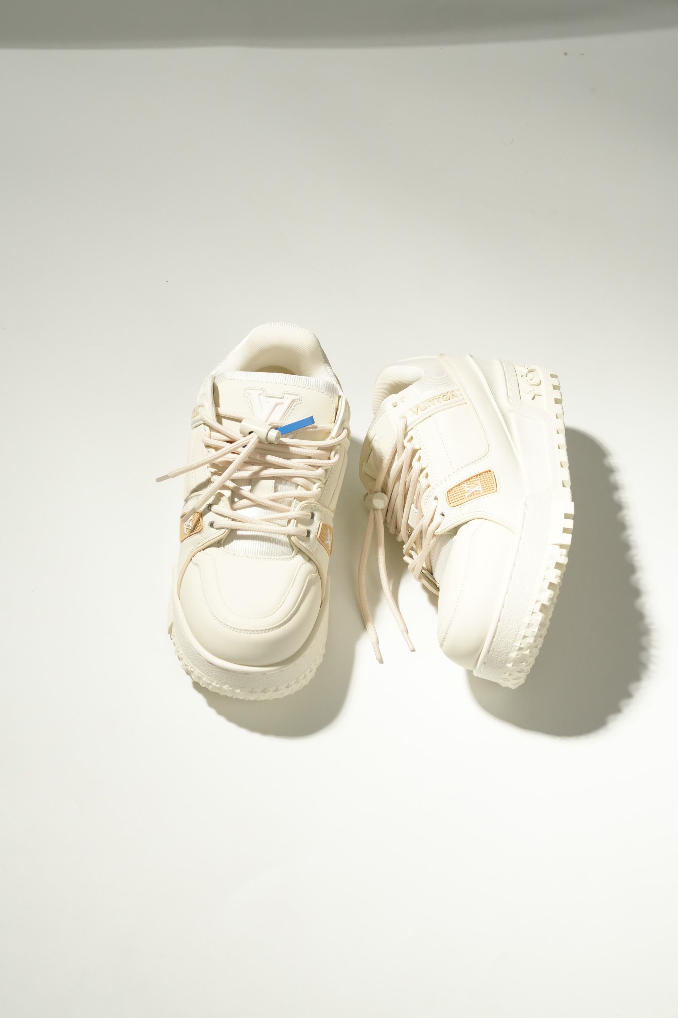 LOUIS VUITTON Trainer Maxi