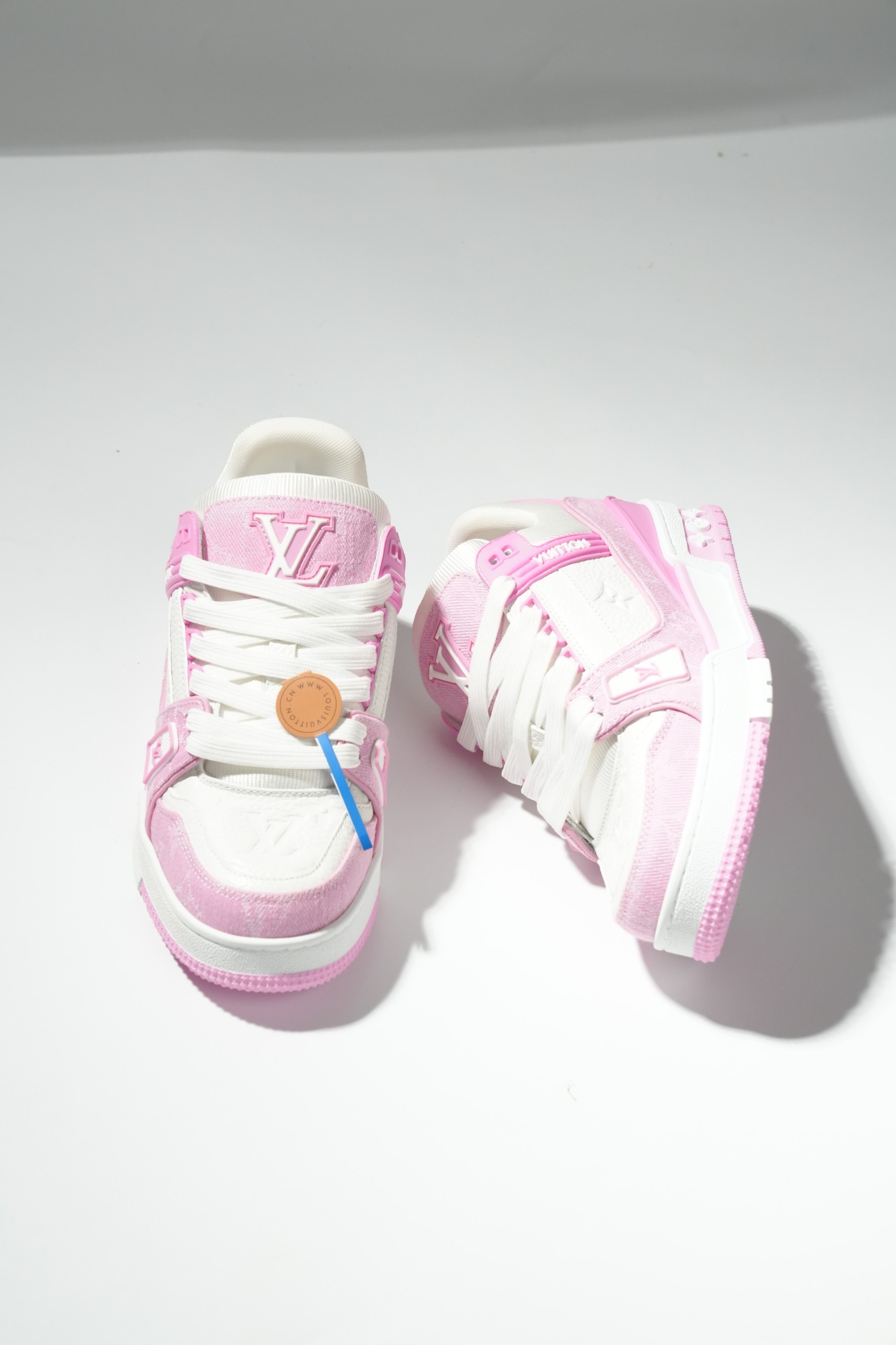 LOUIS VUITTON Trainer 牛仔