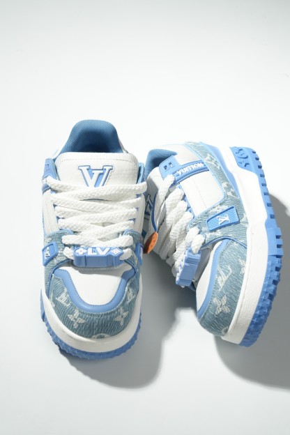 LOUIS VUITTON Trainer Maxi 