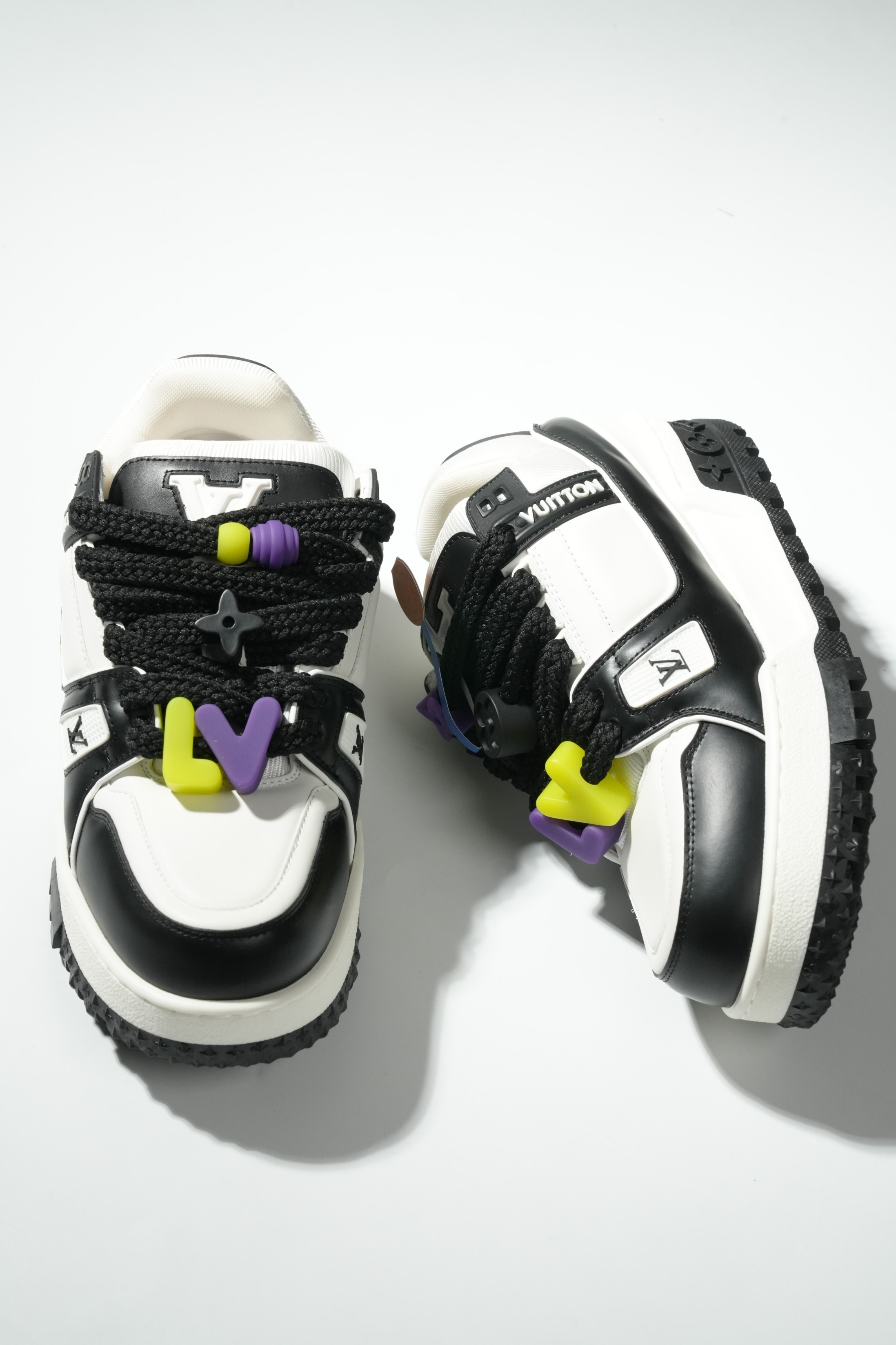 LOUIS VUITTON Trainer Maxi