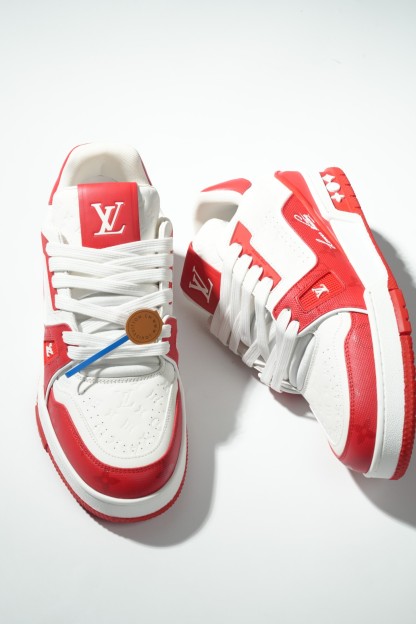 LOUIS VUITTON Trainer 54