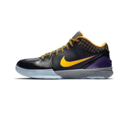 kobe 4 系列（尺寸建議偏大0.5號拿）
