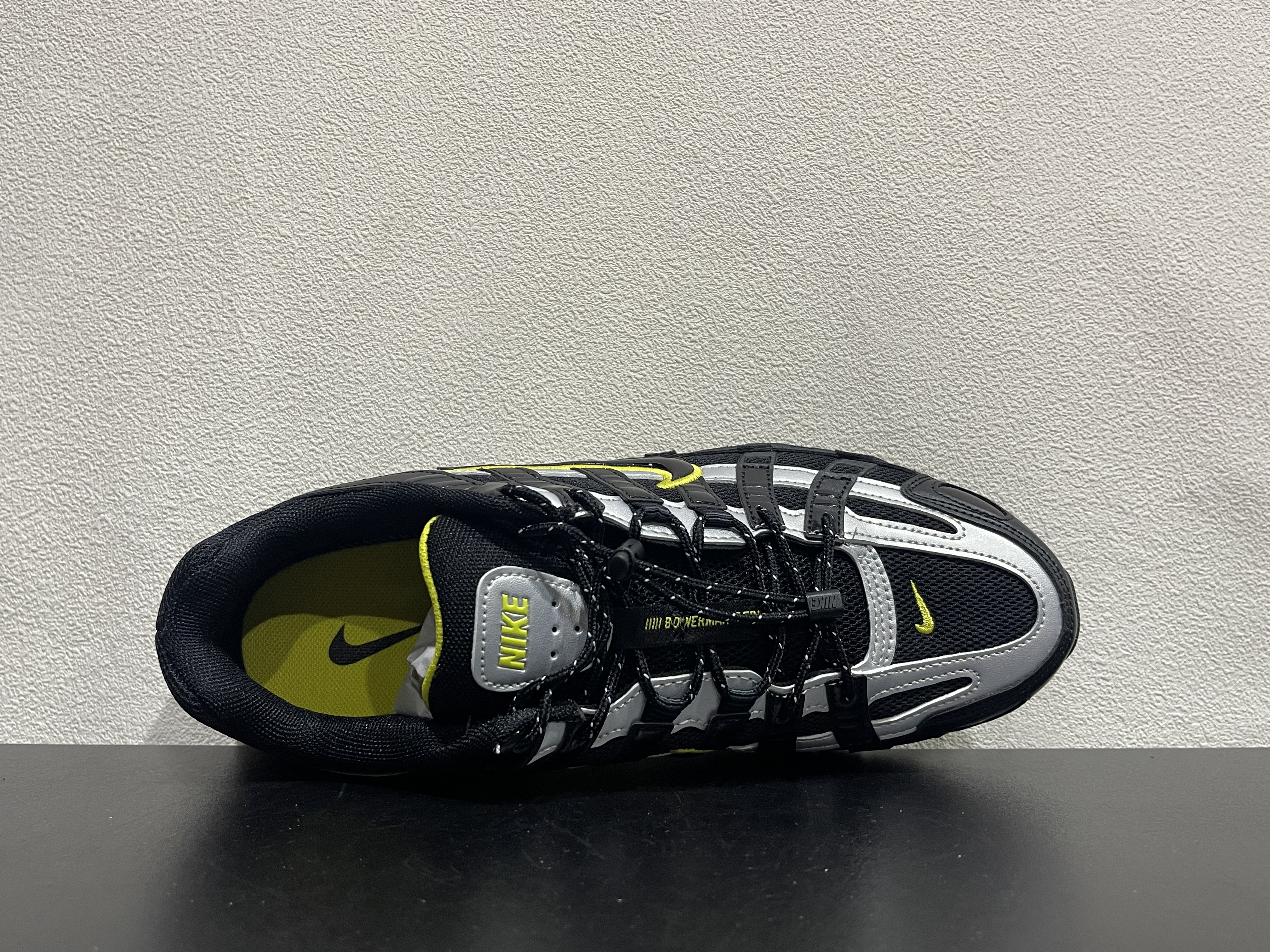 Nike P-6000(36-47.5)