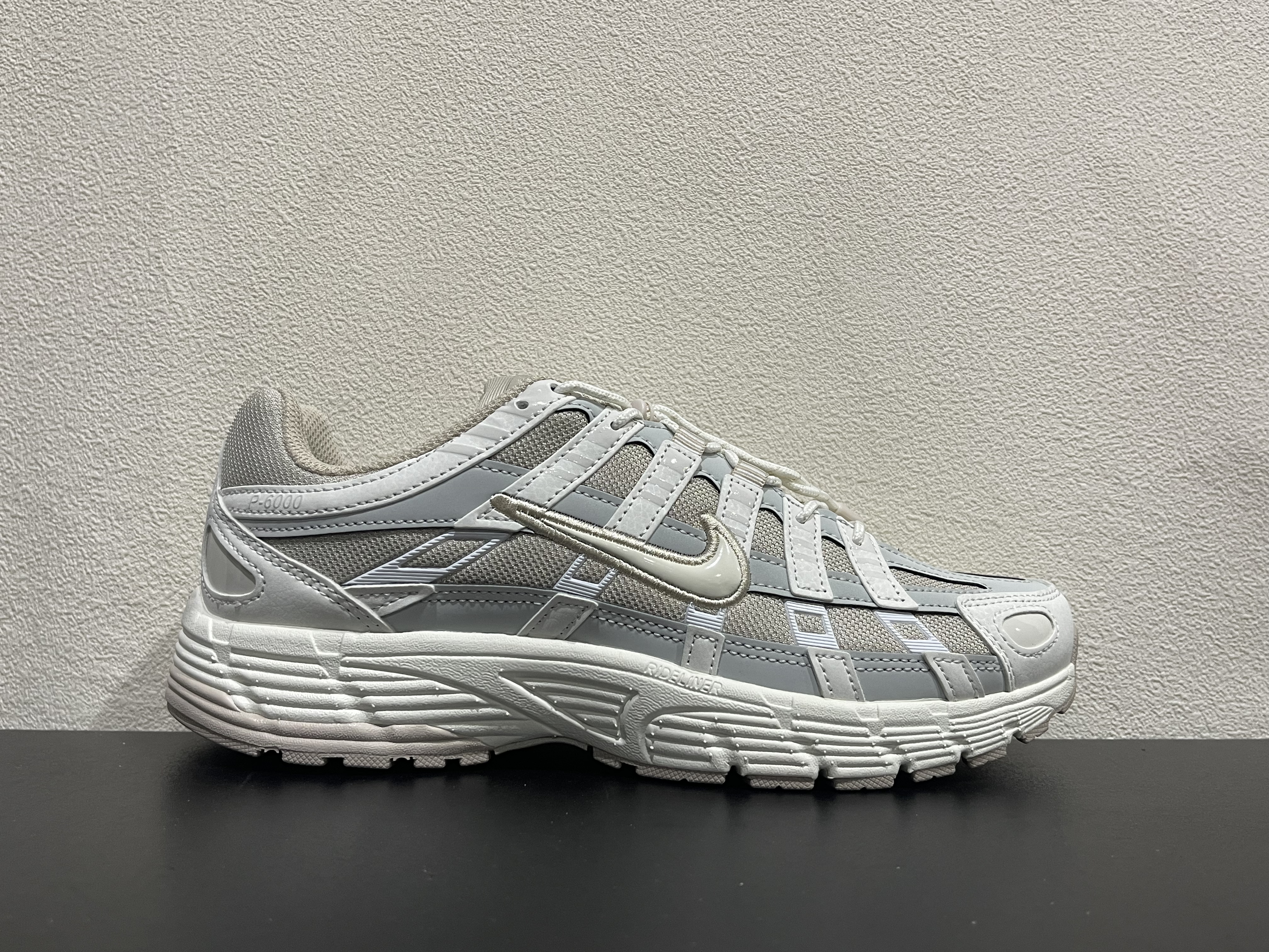 Nike P-6000(36-45)
