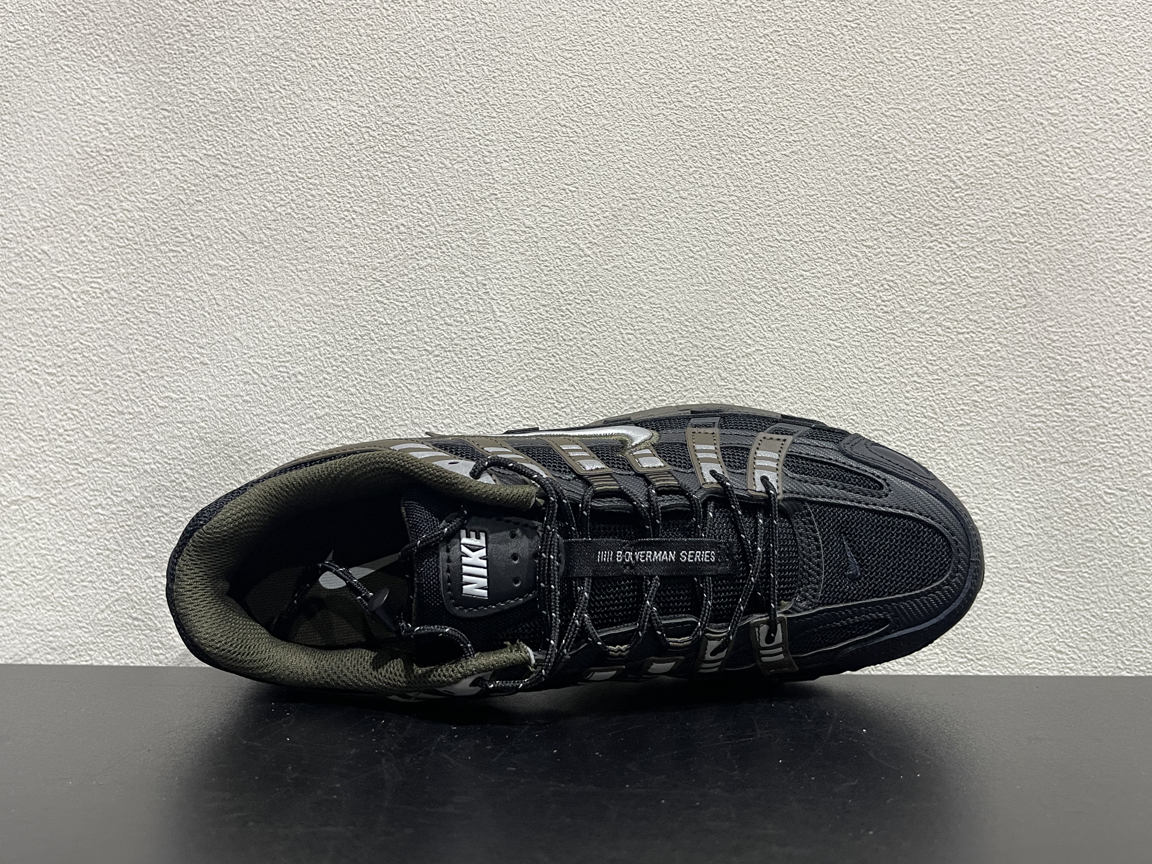 Nike P-6000(39-47.5)