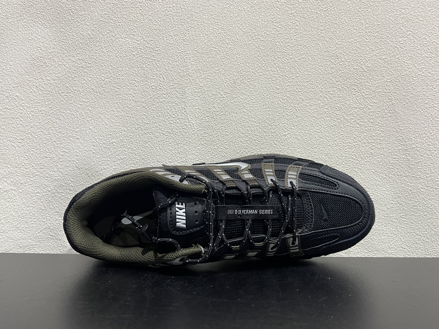 Nike P-6000(39-47.5)
