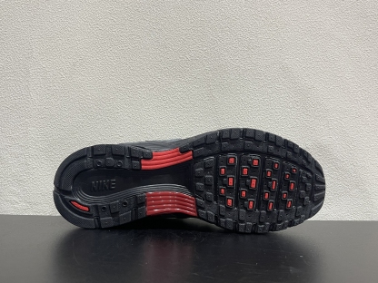 Nike P-6000(39-47.5)