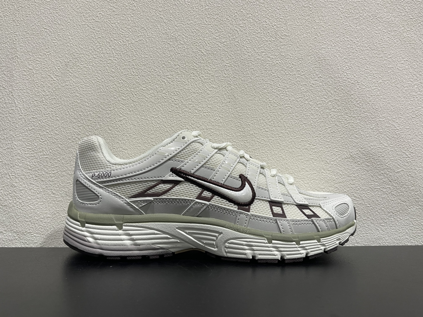 Nike P-6000(35.5-45)