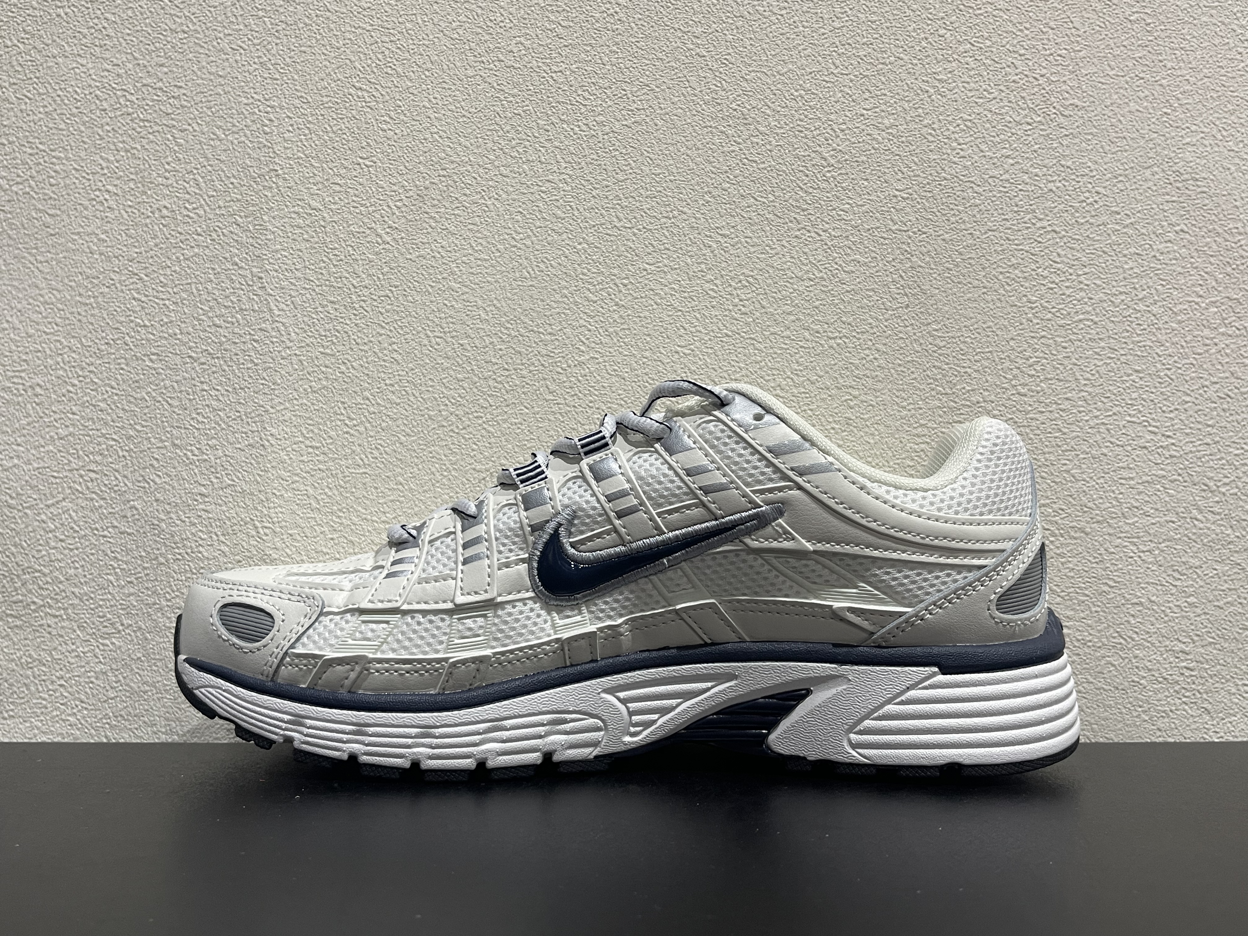 Nike P-6000(36-47.5)