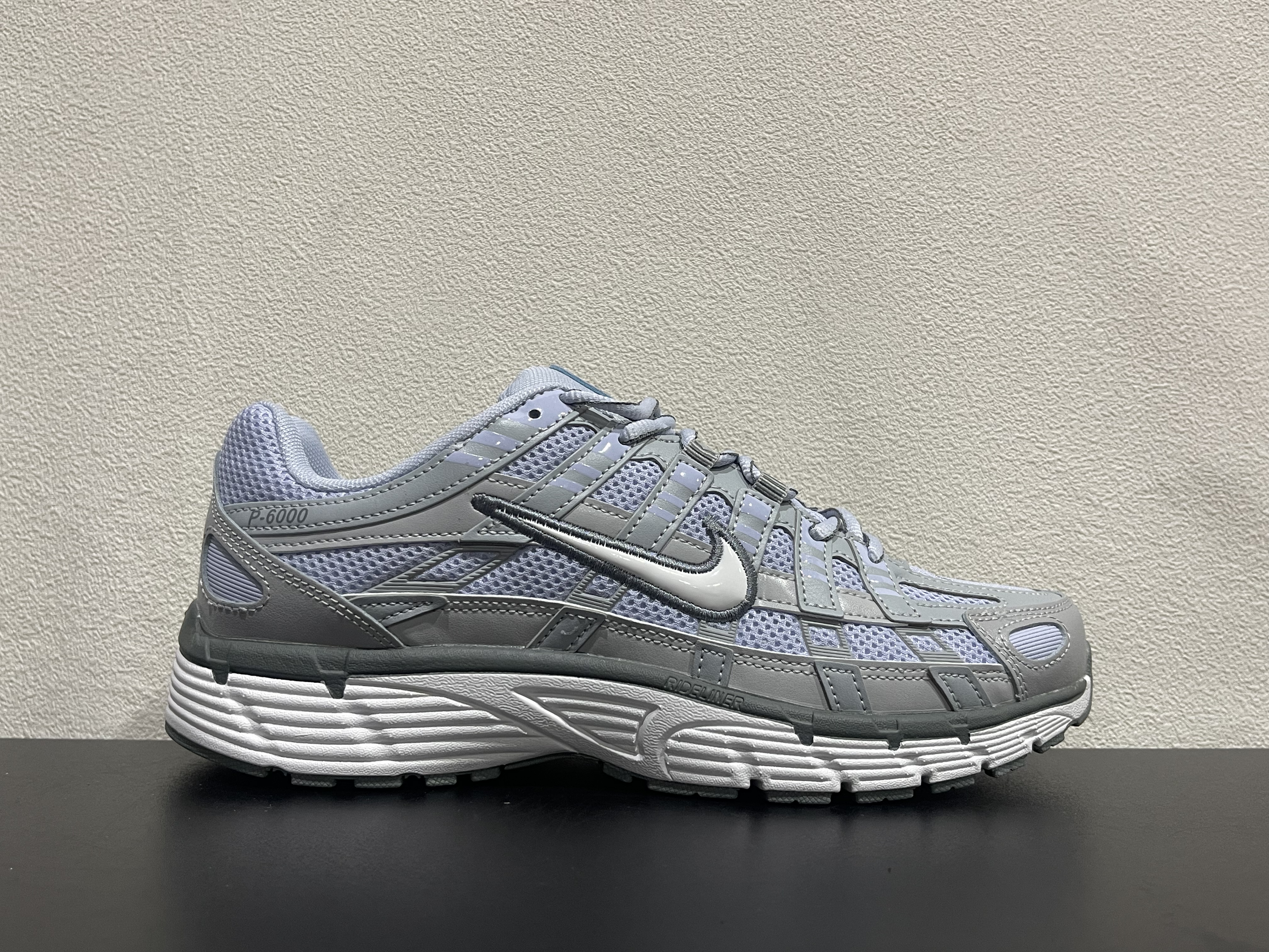 Nike P-6000
