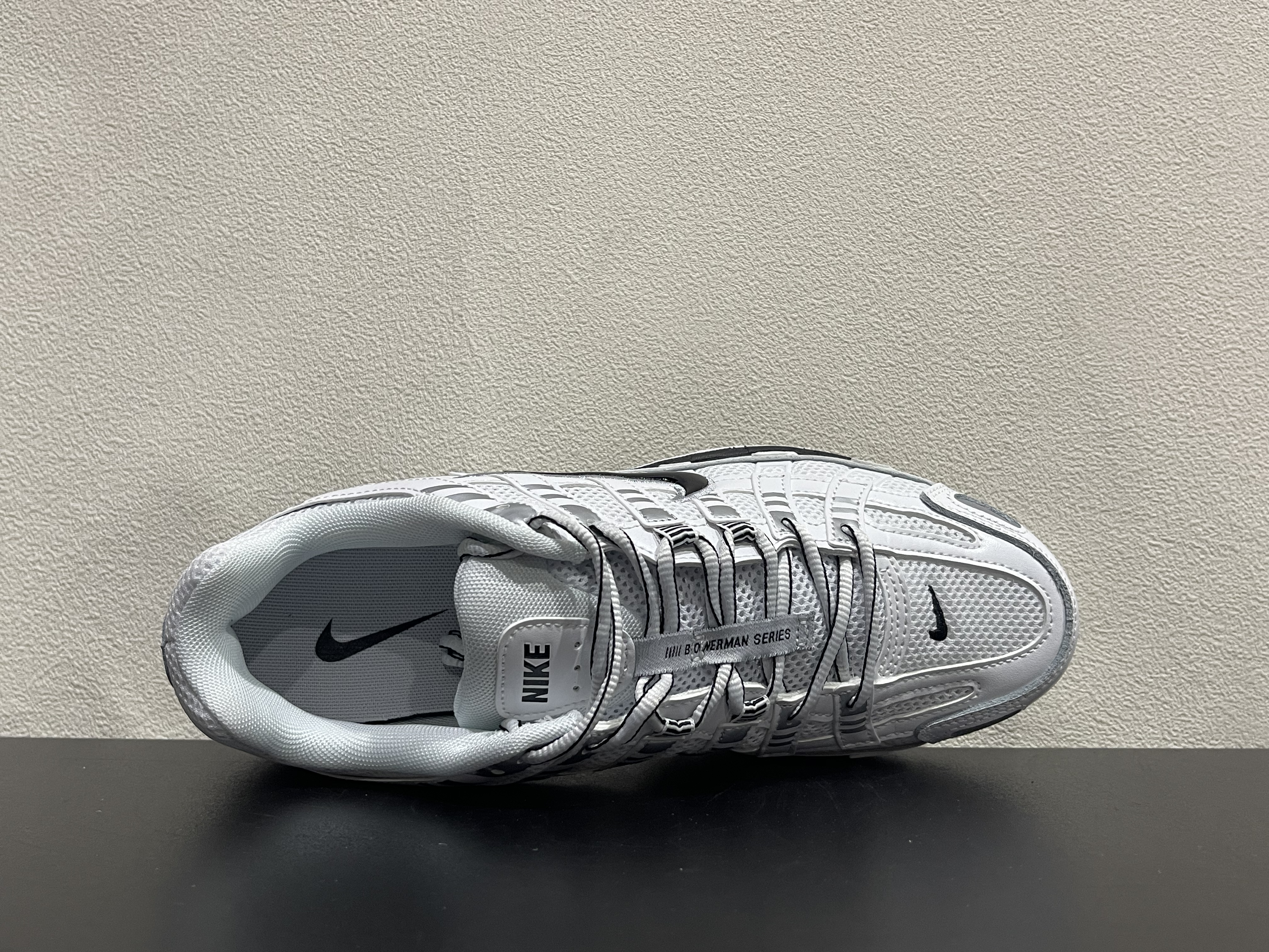 Nike P-6000(36-47.5)