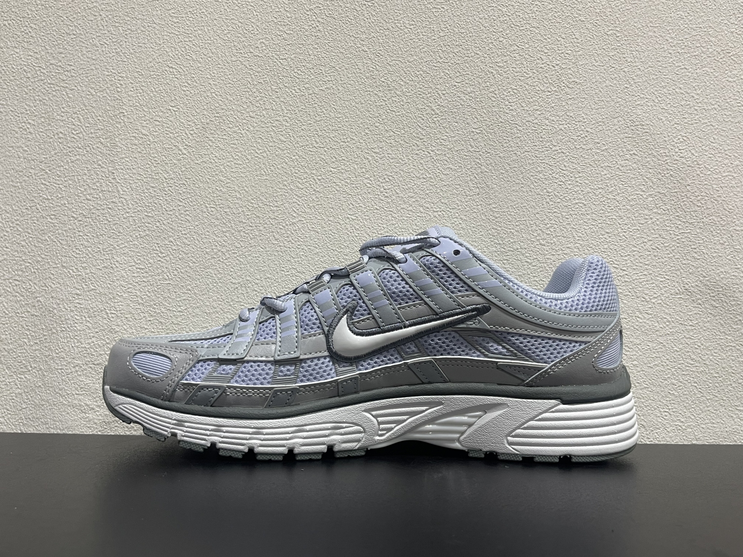 Nike P-6000