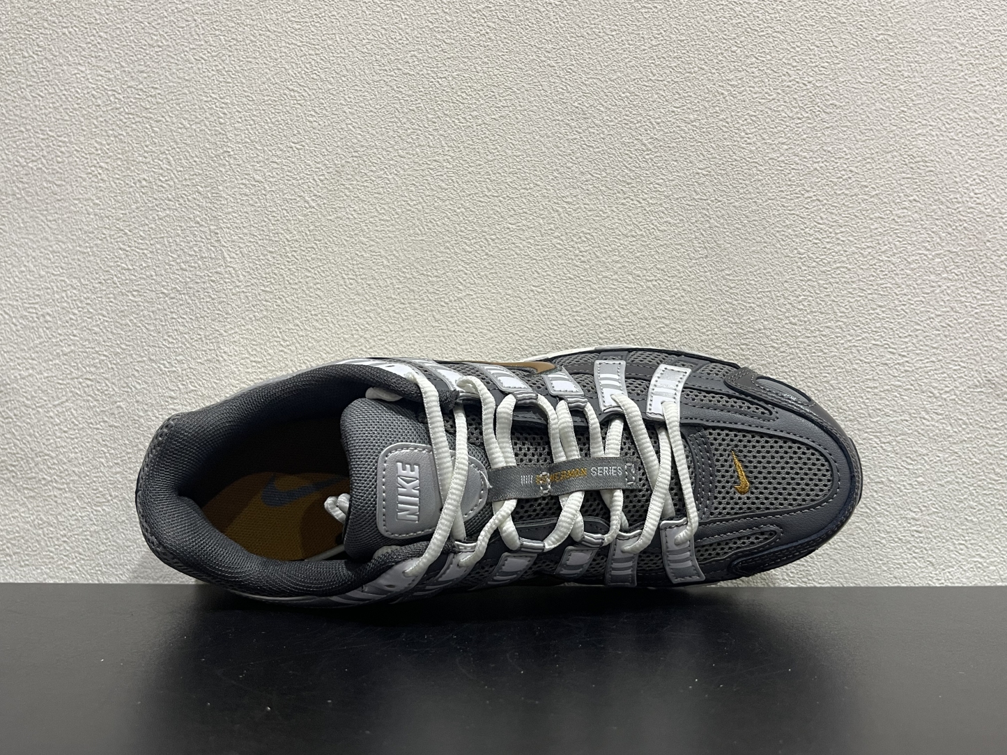 Nike P-6000(36-47.5)