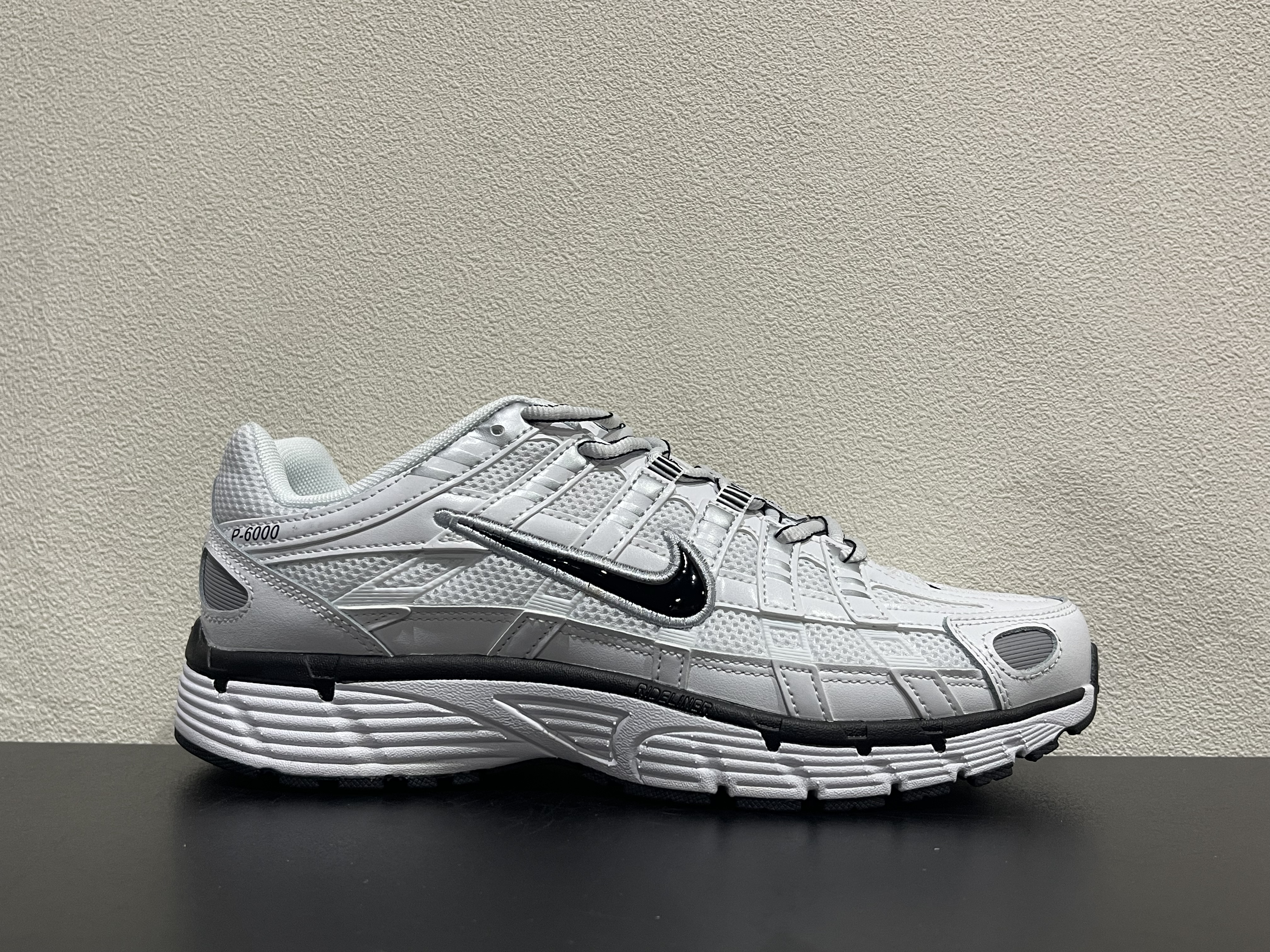 Nike P-6000(36-47.5)